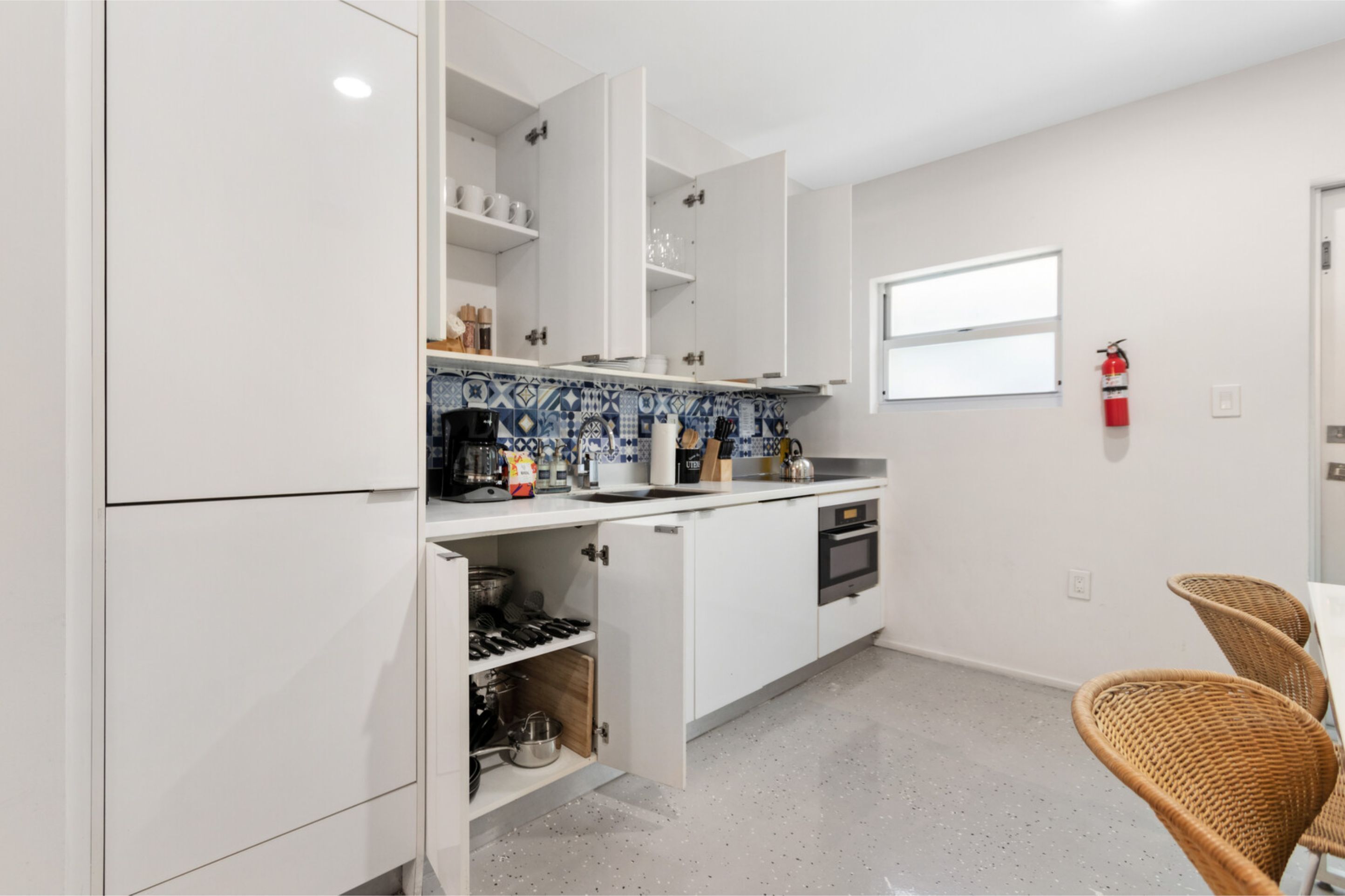 Roami At 250 Collins