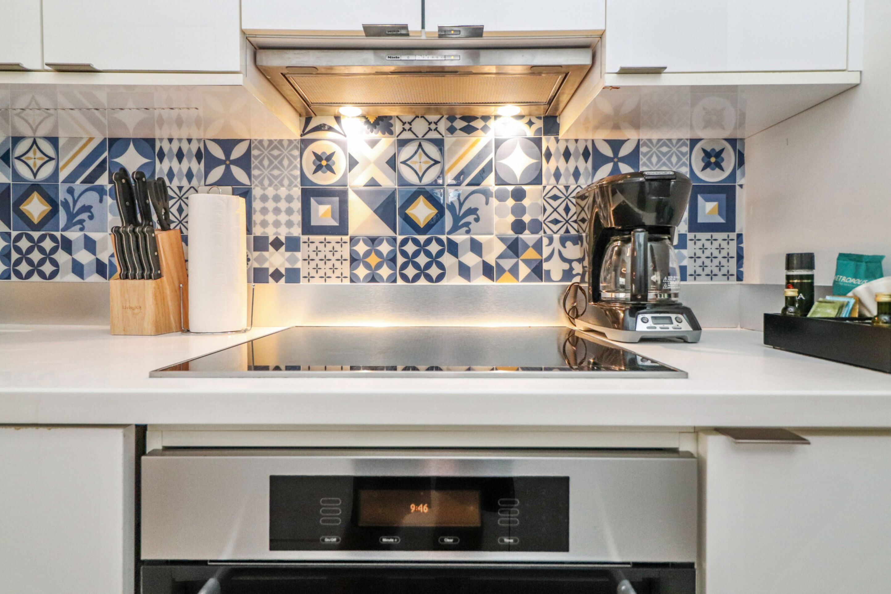 Roami At 250 Collins