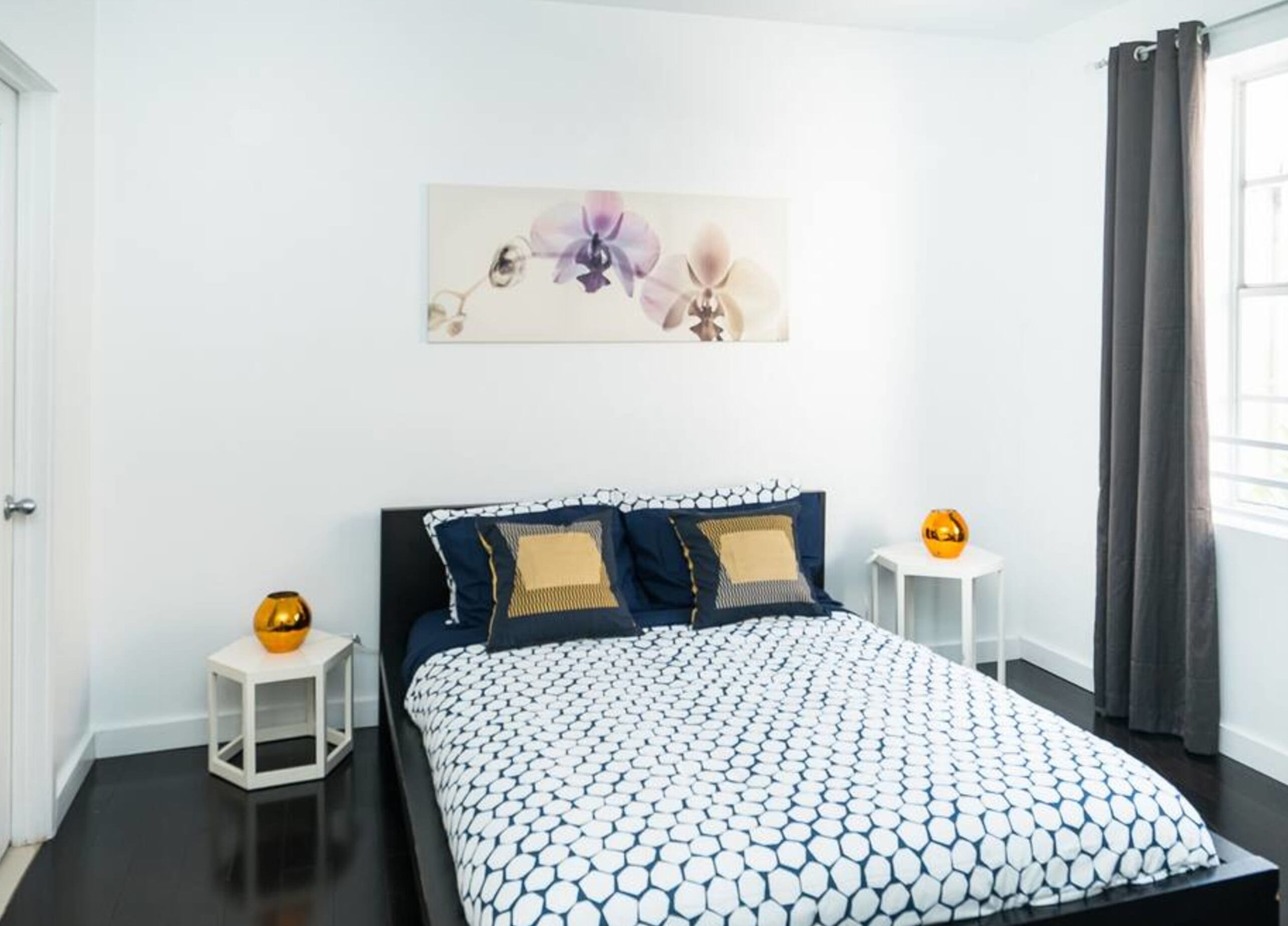 Sage on Ocean Drive Apartments