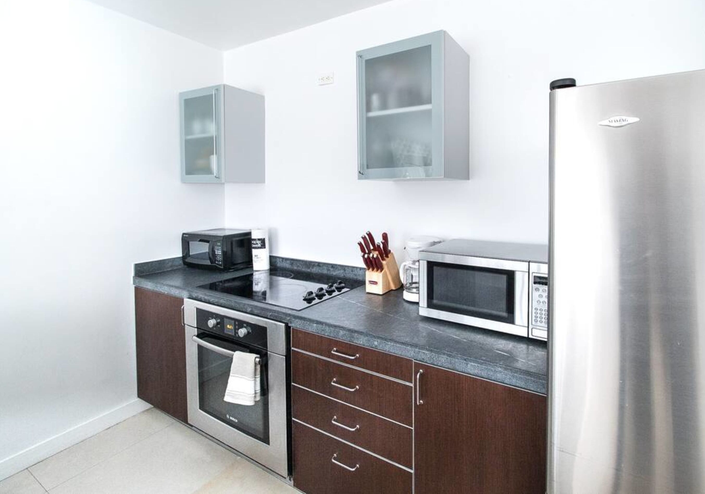 Sage on Ocean Drive Apartments