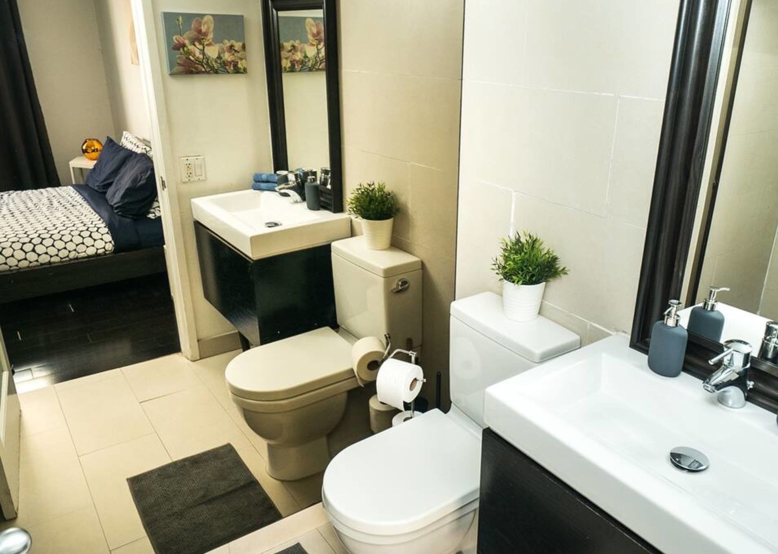 Sage on Ocean Drive Apartments