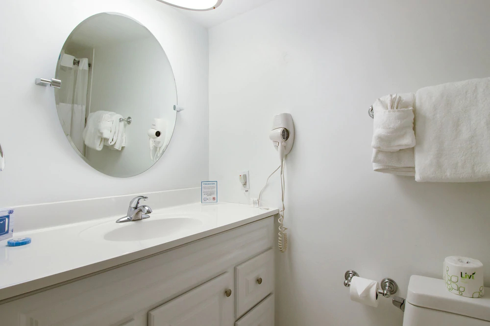 Seacoast Suites by Pelicanstay