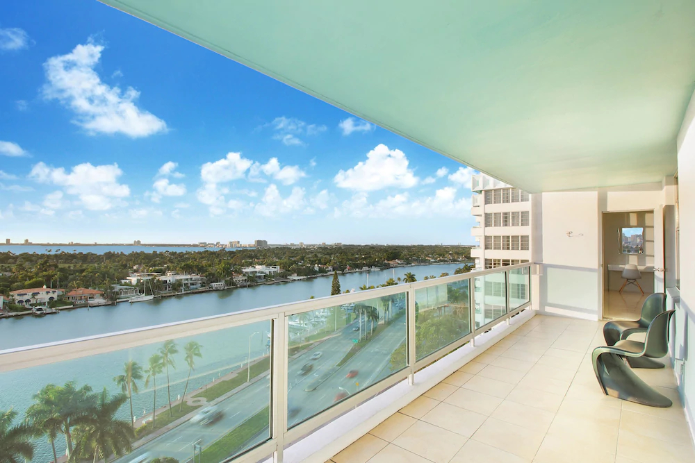 Seacoast Suites by Pelicanstay