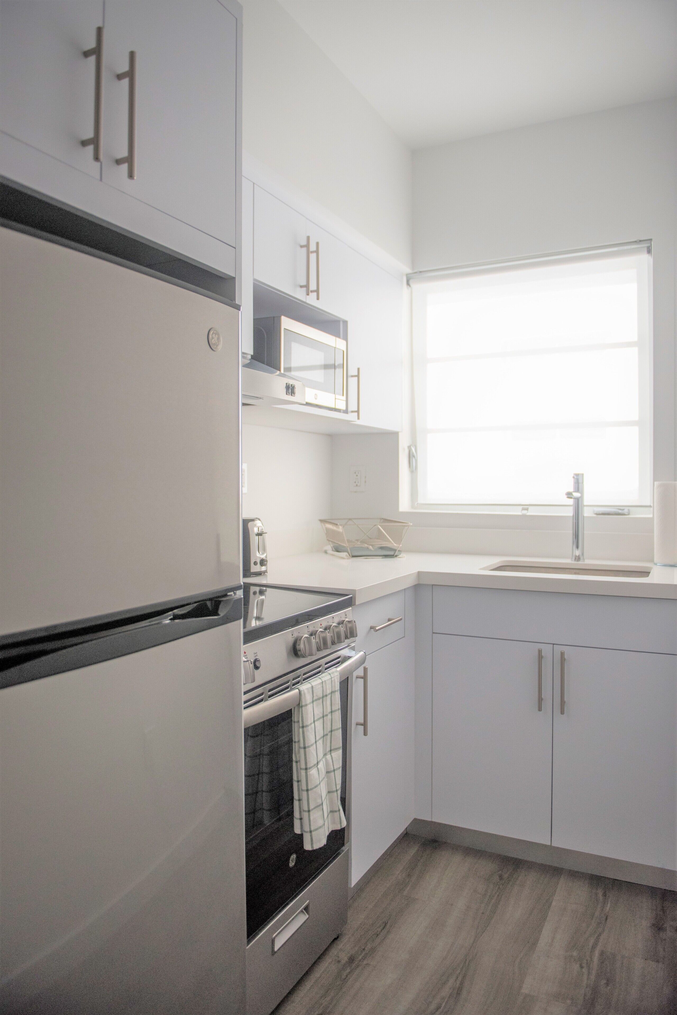 12th & Ocean Suites by LuxUrban