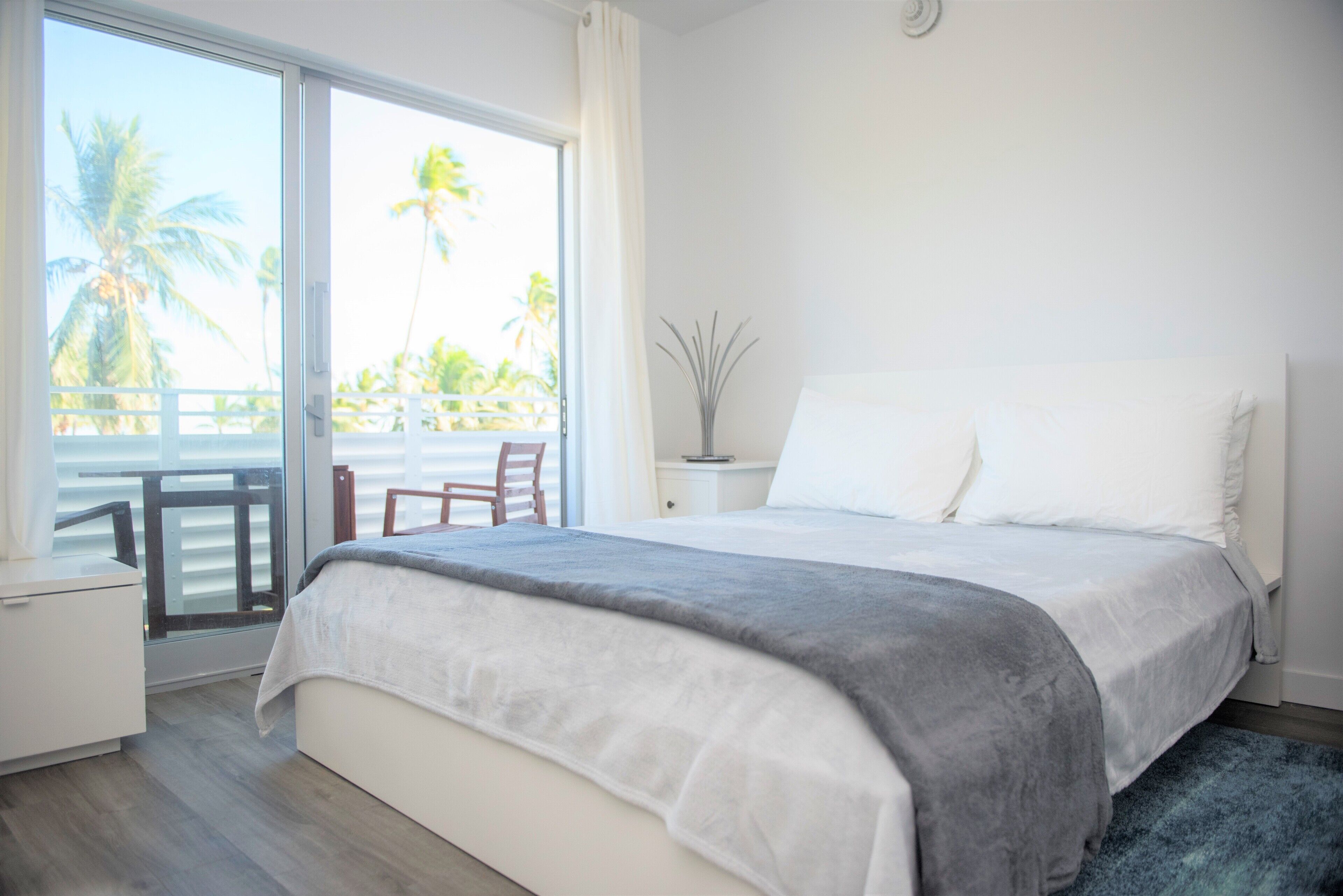 12th & Ocean Suites by LuxUrban