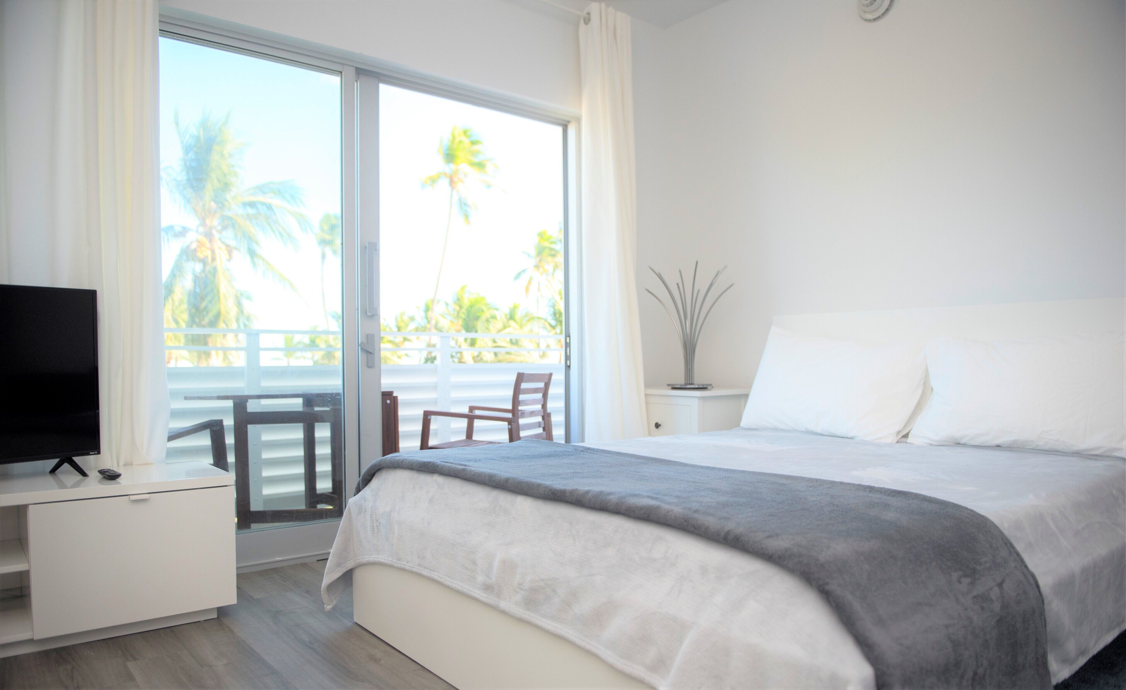12th & Ocean Suites by LuxUrban