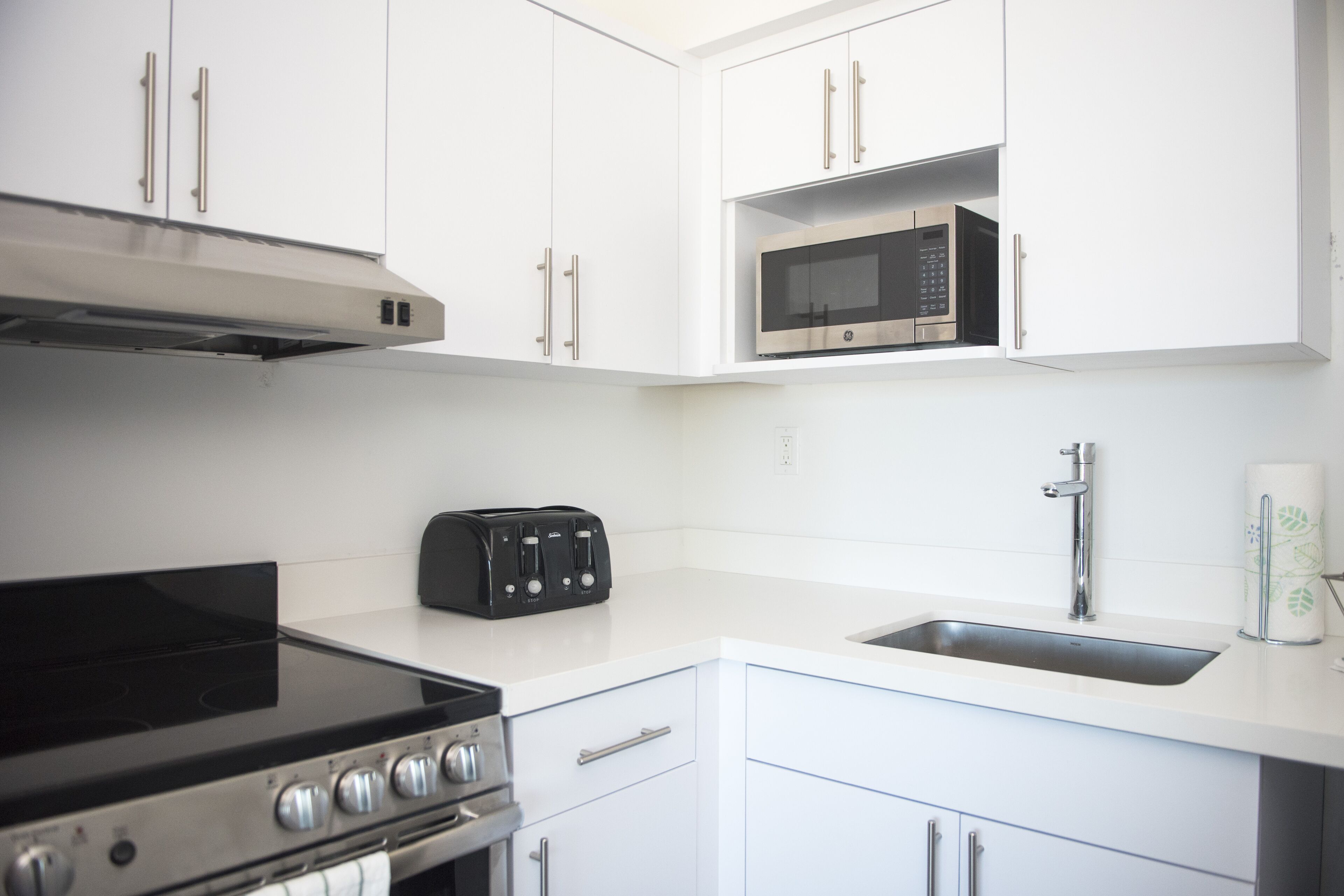 12th & Ocean Suites by LuxUrban