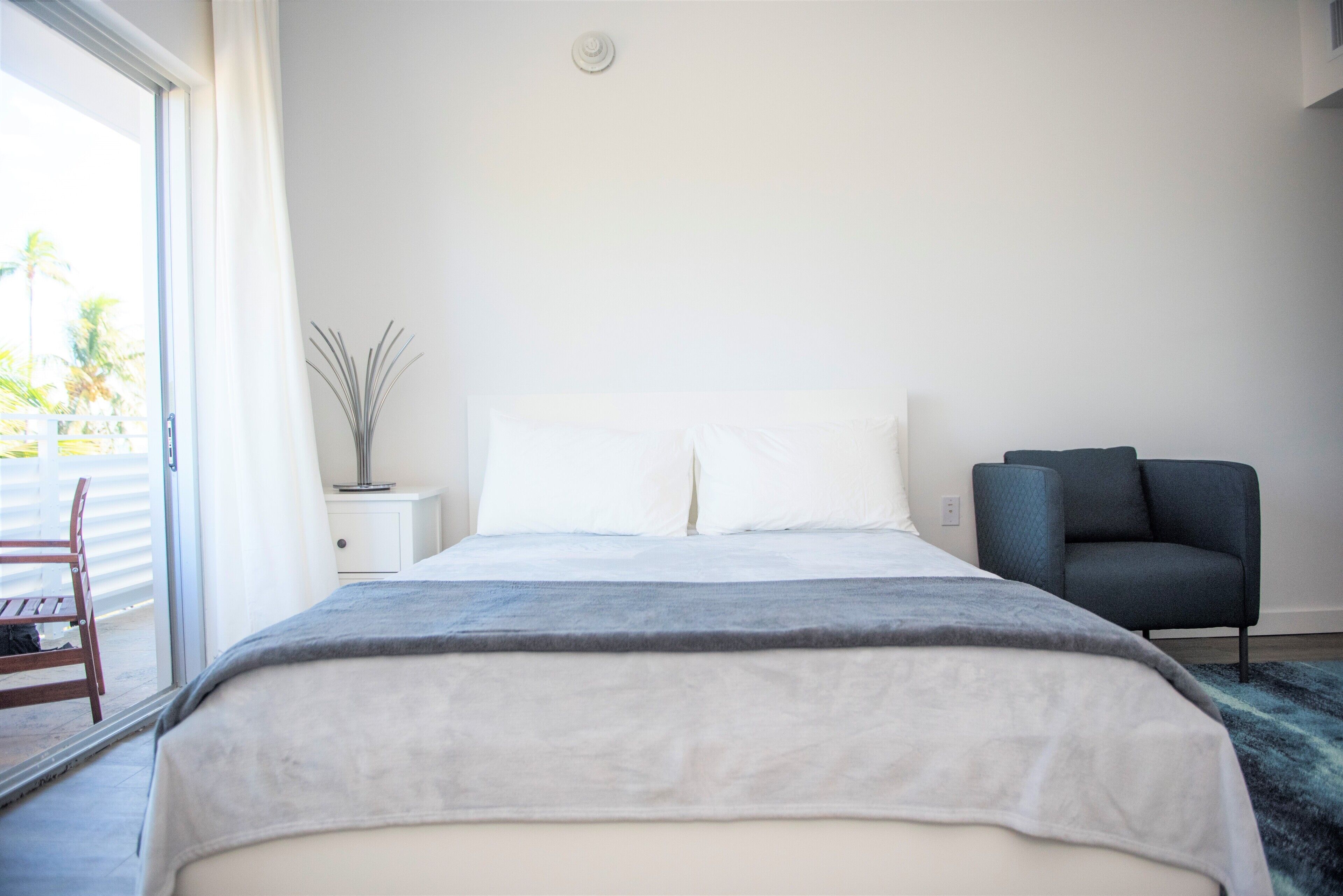 12th & Ocean Suites by LuxUrban