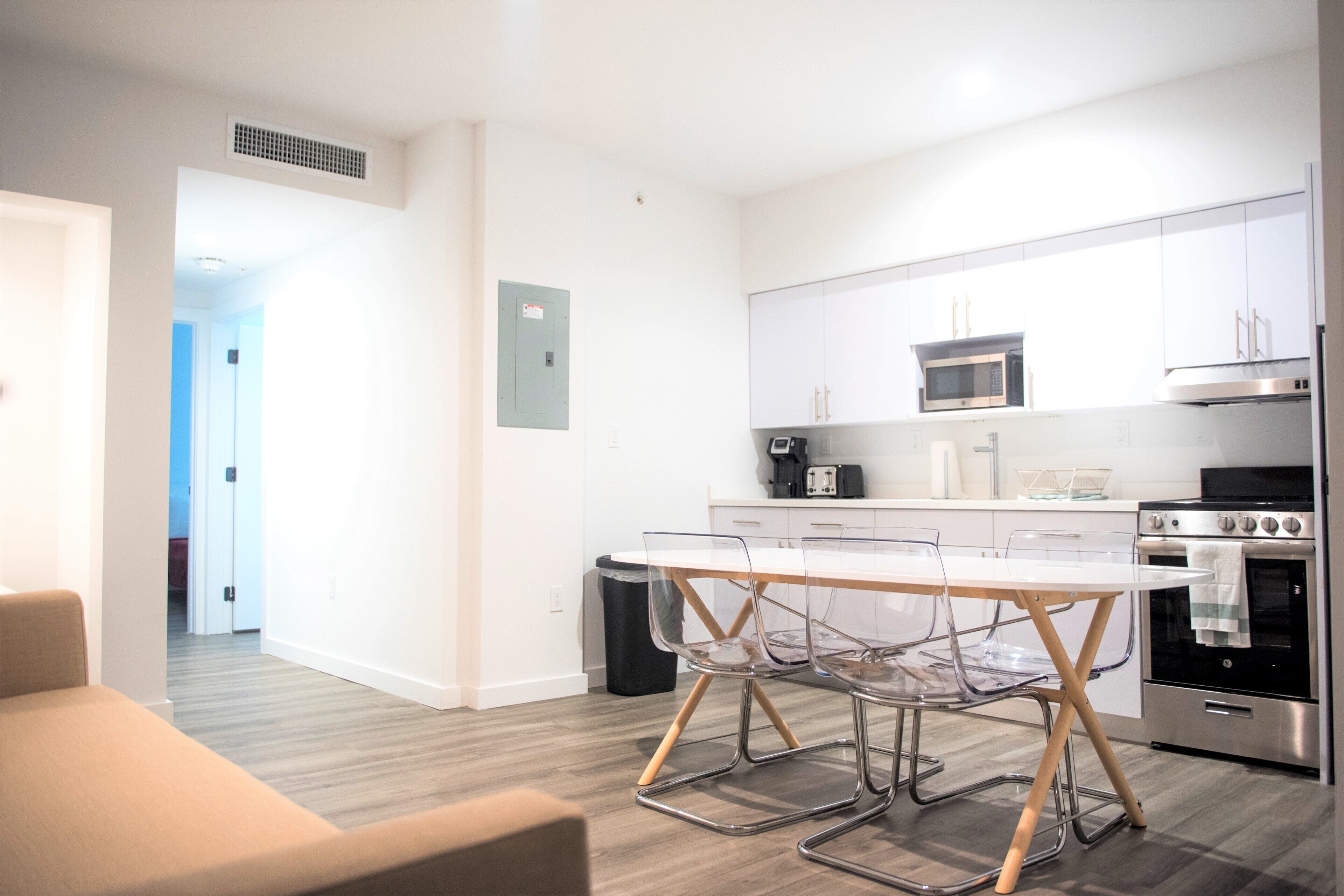 12th & Ocean Suites by LuxUrban