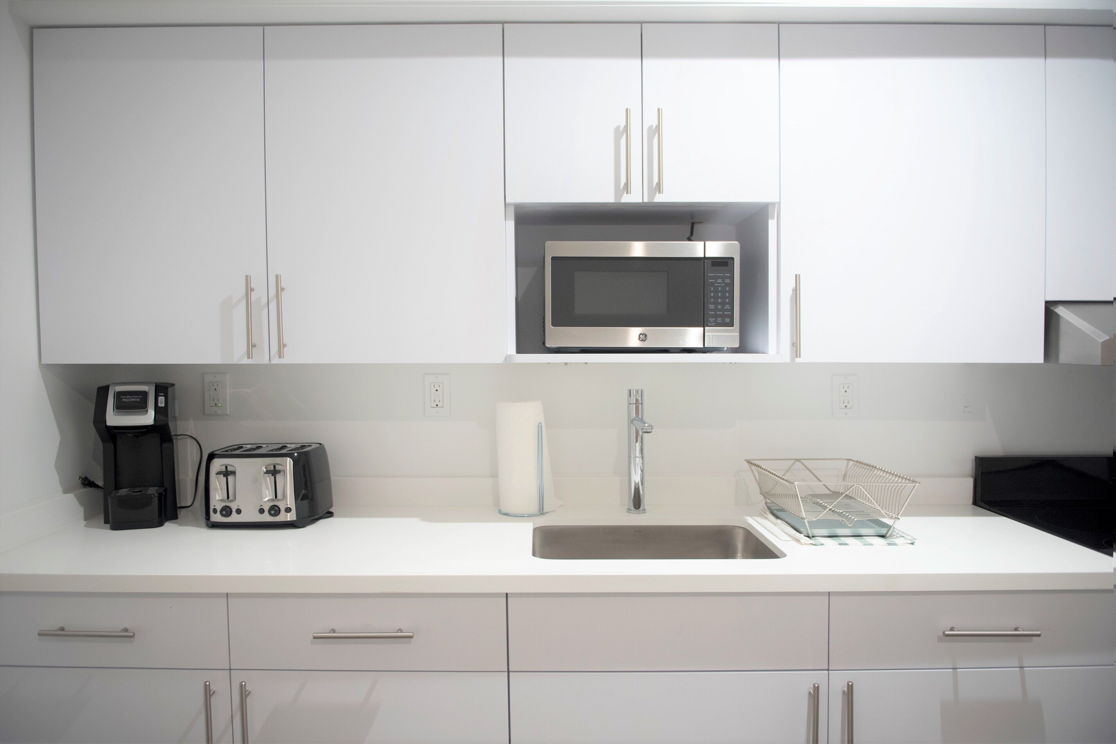12th & Ocean Suites by LuxUrban