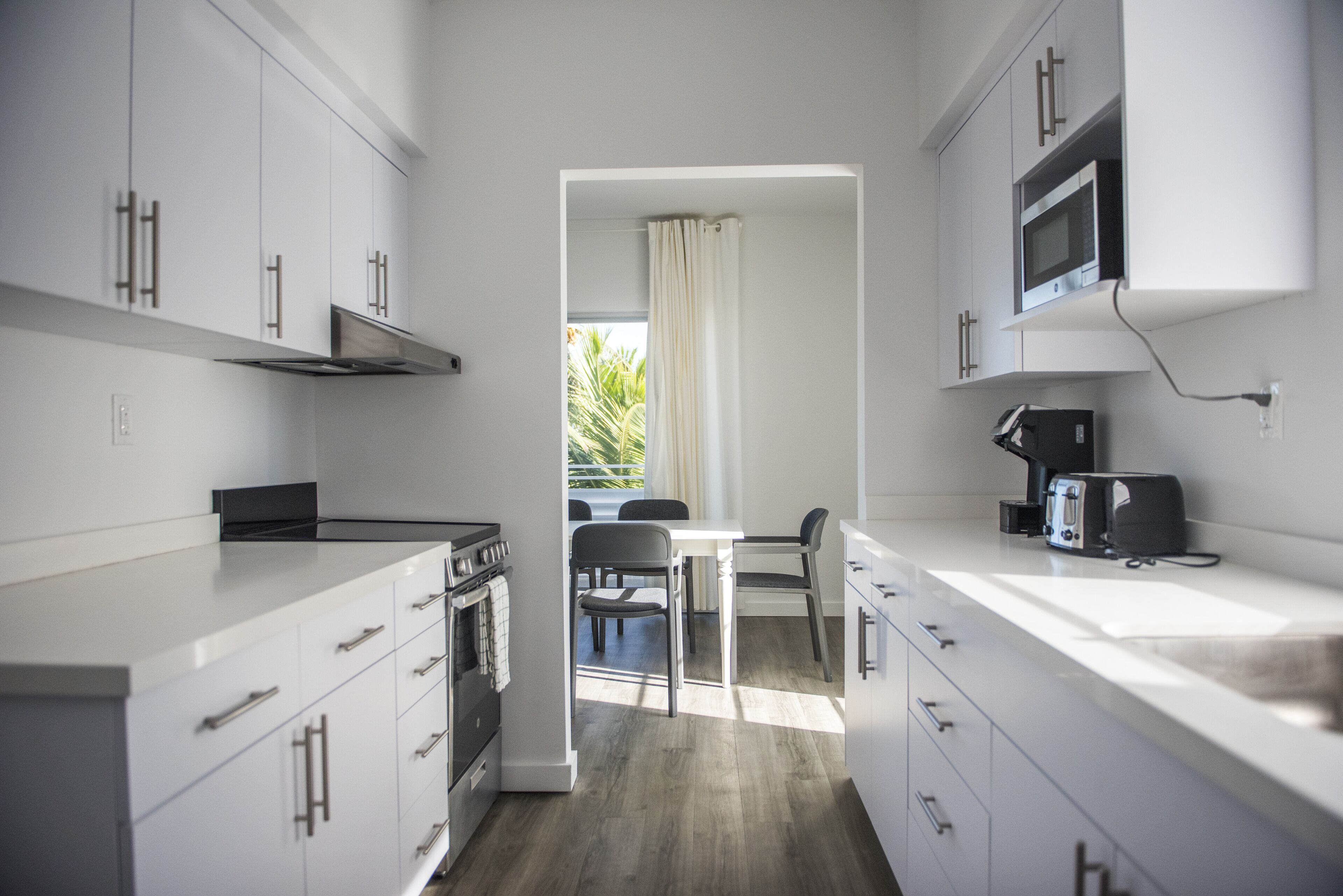 12th & Ocean Suites by LuxUrban