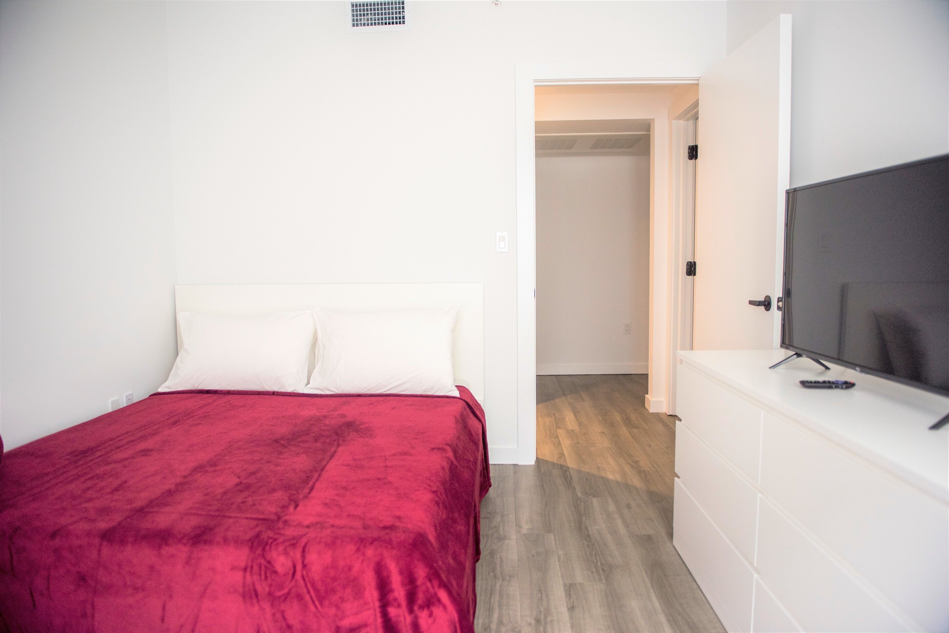 12th & Ocean Suites by LuxUrban