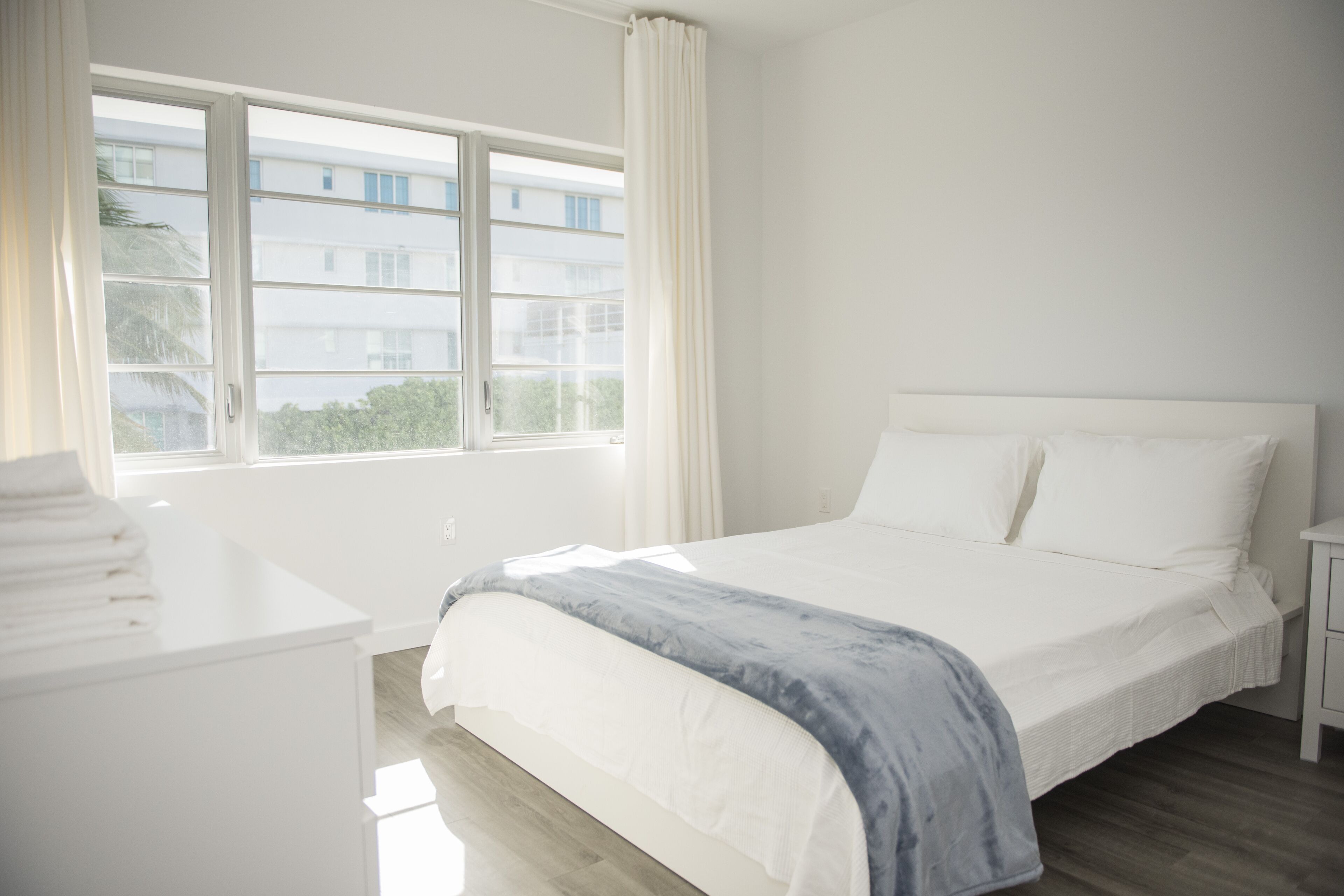 12th & Ocean Suites by LuxUrban