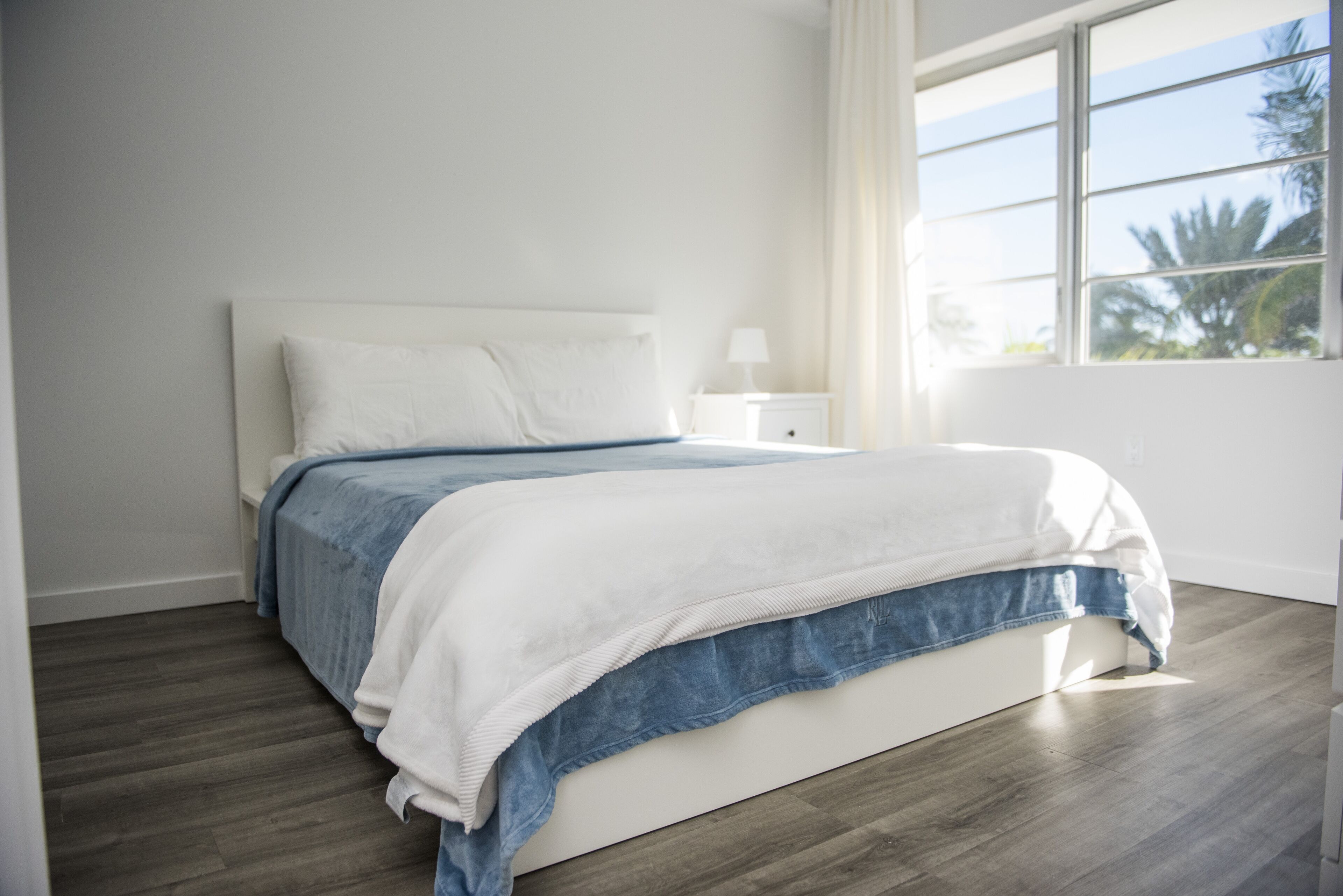 12th & Ocean Suites by LuxUrban
