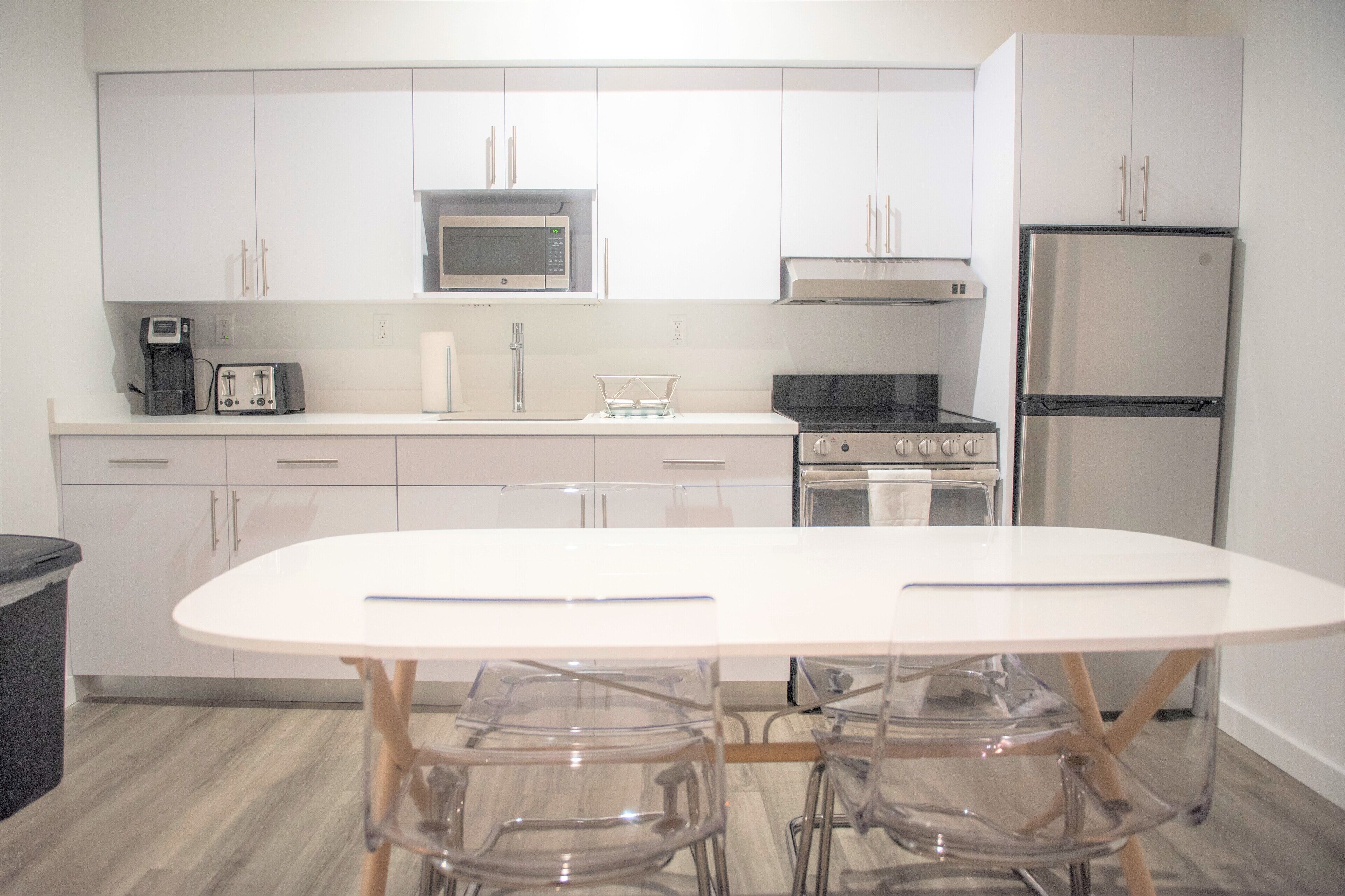 12th & Ocean Suites by LuxUrban
