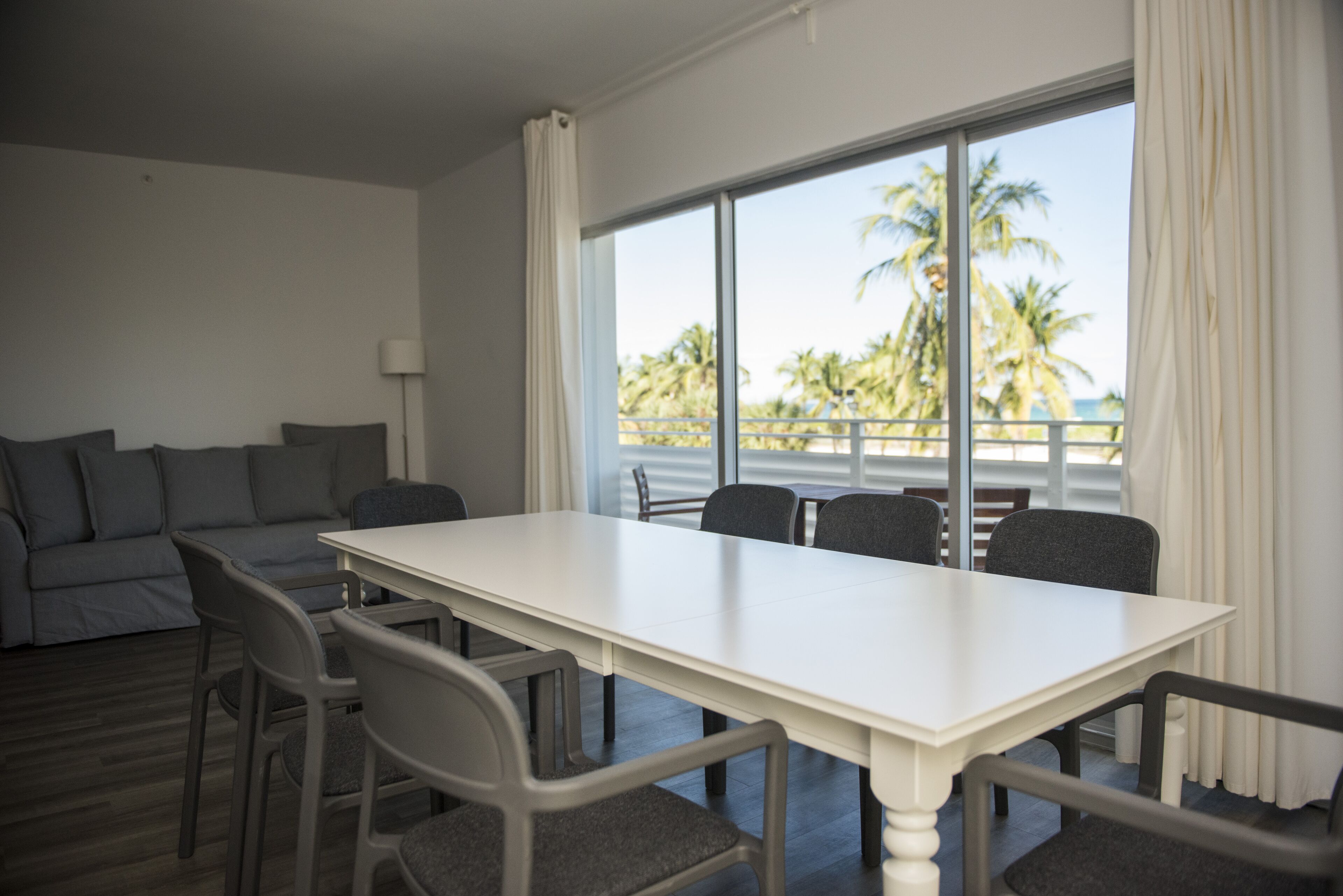 12th & Ocean Suites by LuxUrban