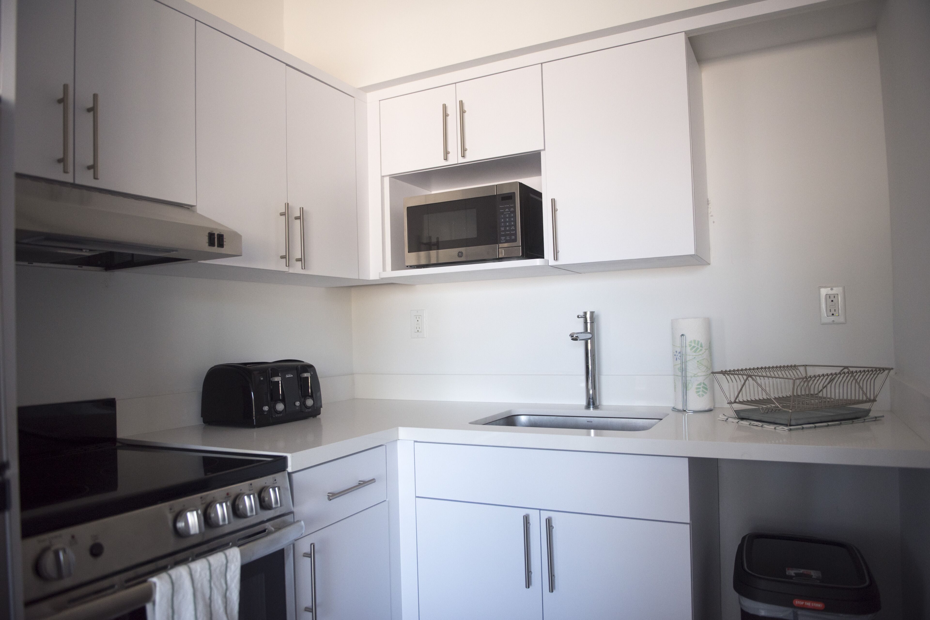 12th & Ocean Suites by LuxUrban