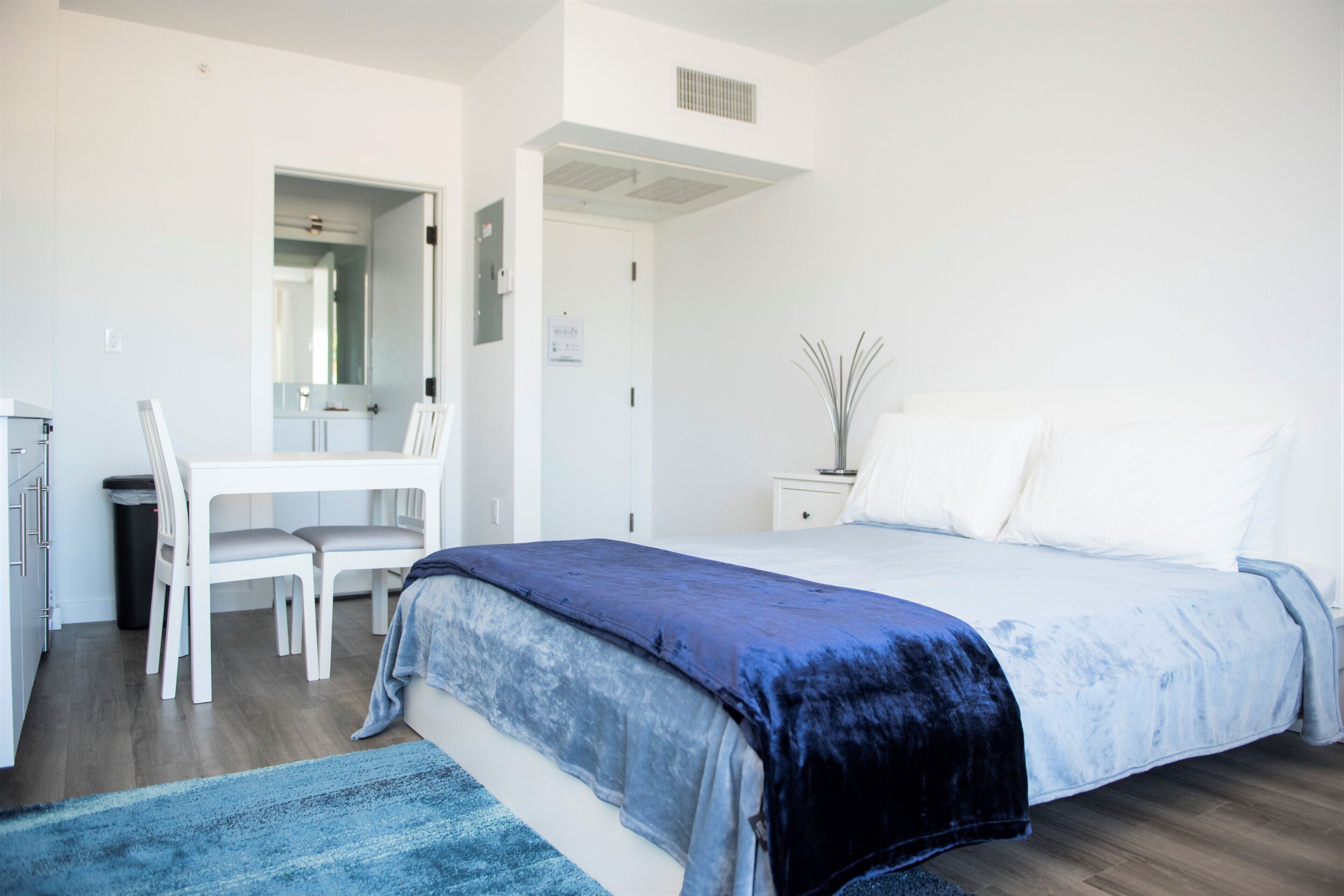 12th & Ocean Suites by LuxUrban