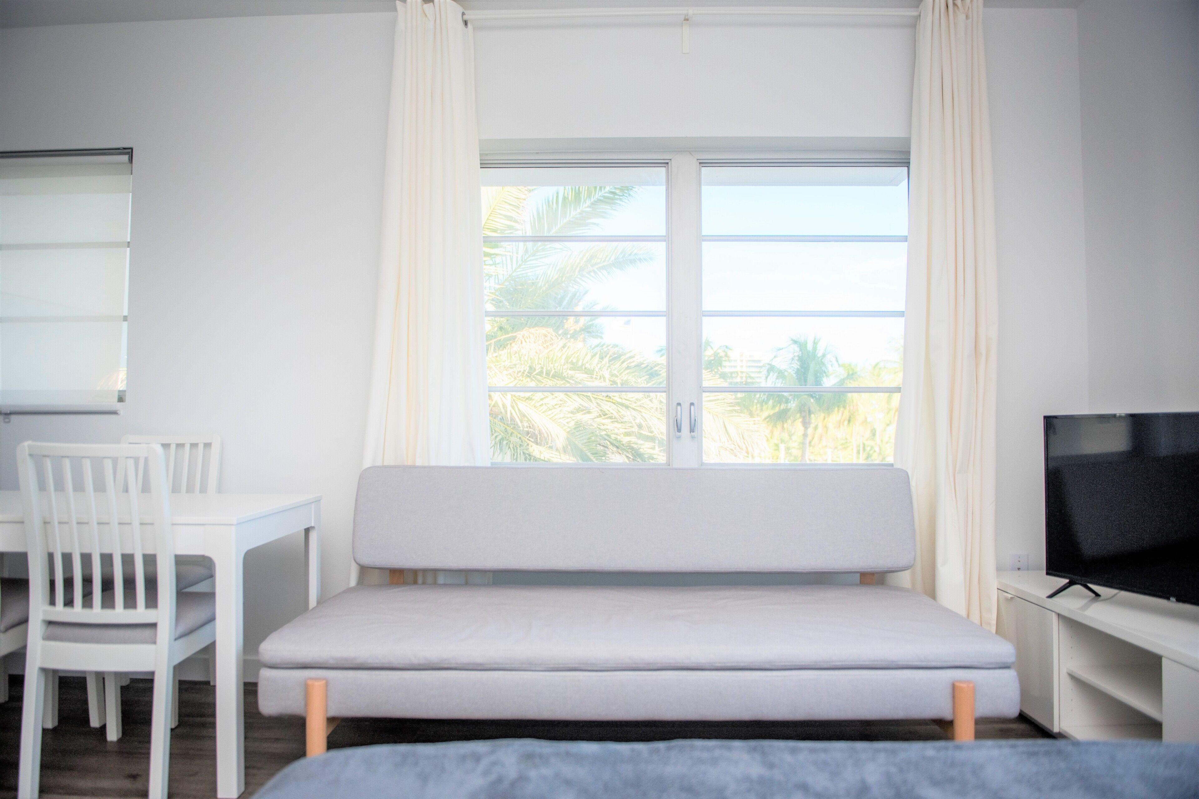 12th & Ocean Suites by LuxUrban