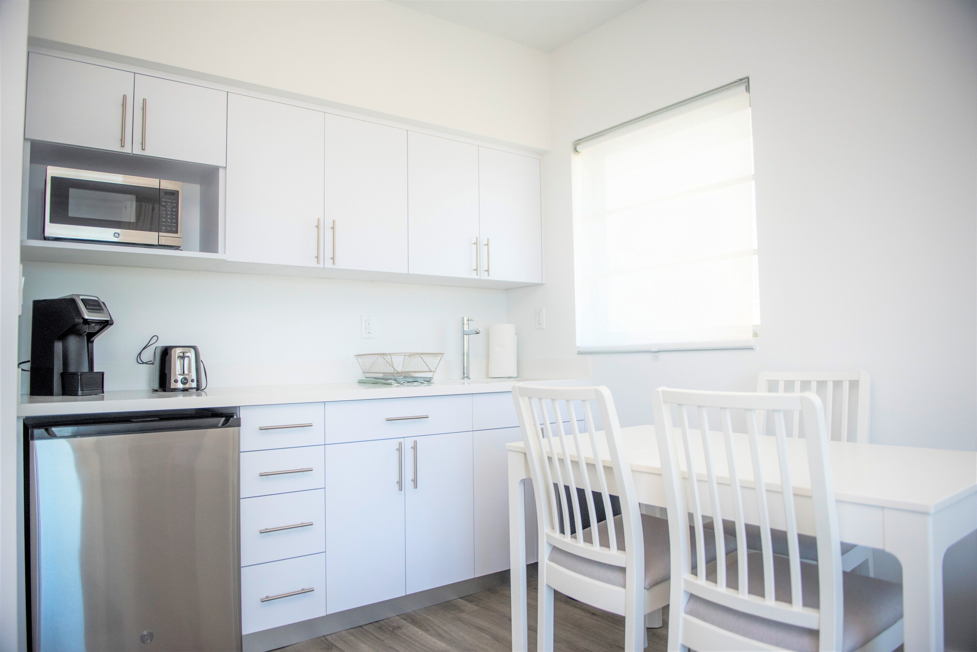 12th & Ocean Suites by LuxUrban
