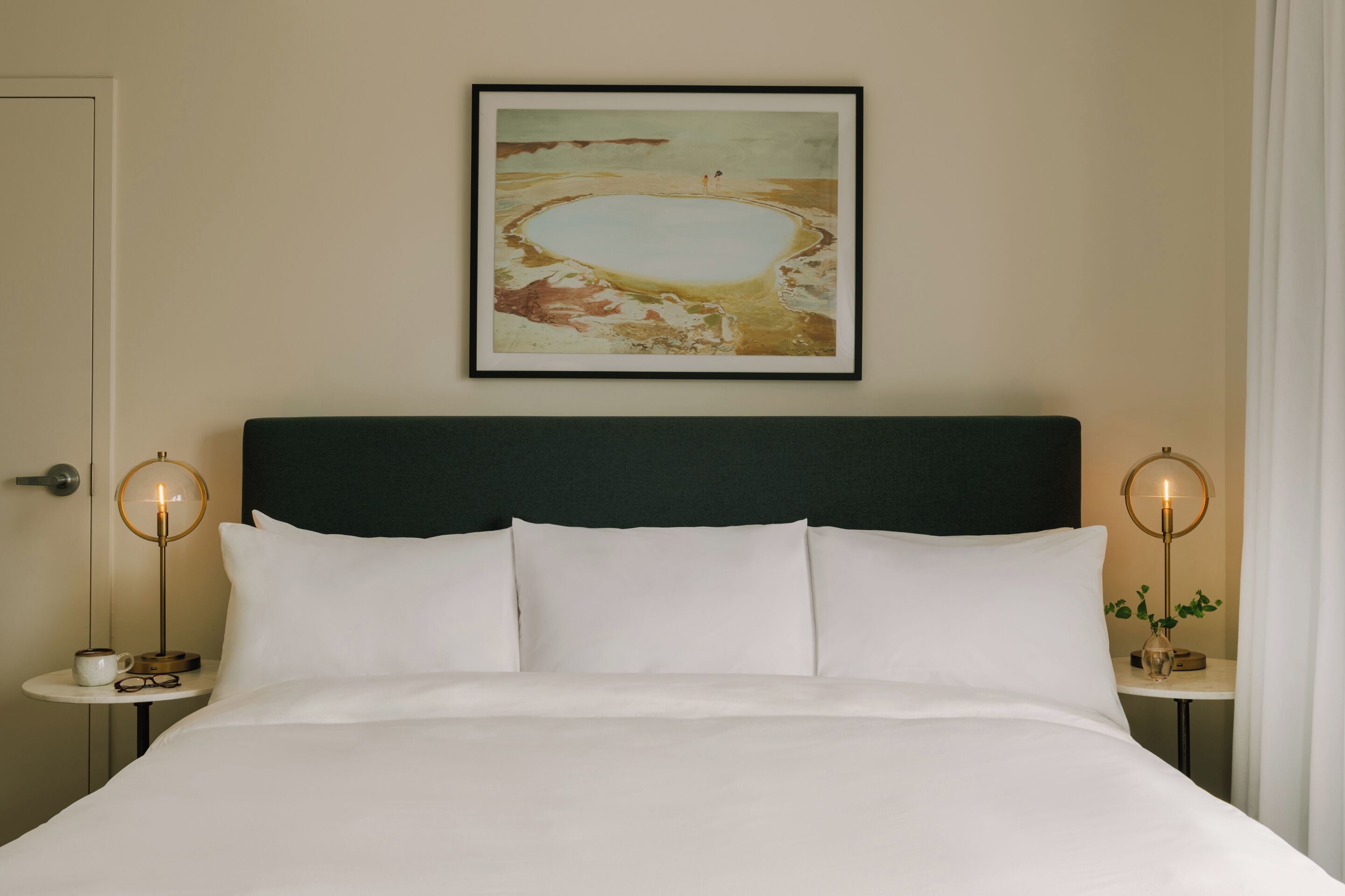 Kenmore Village Hotel