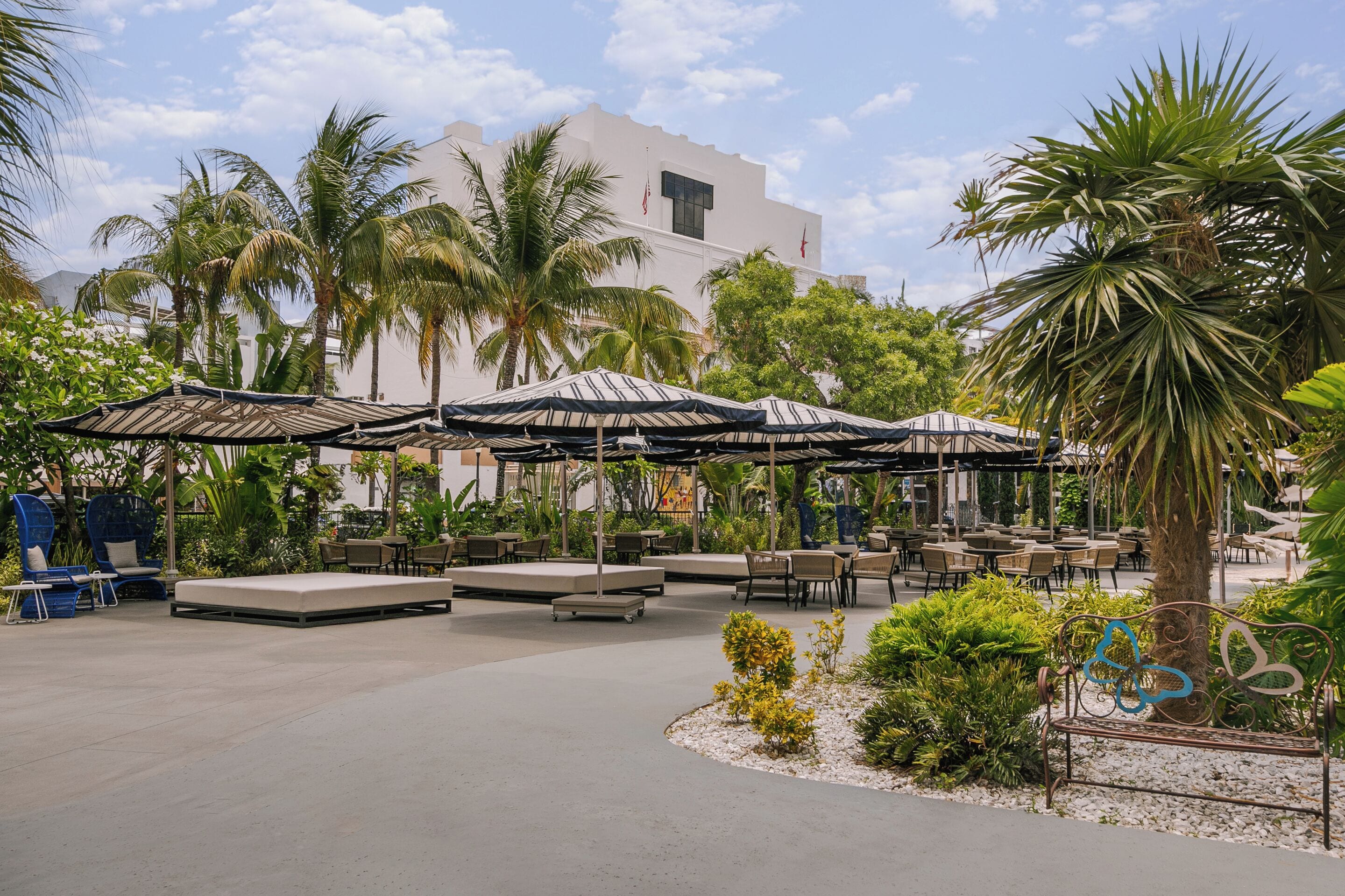 Kenmore Village Hotel
