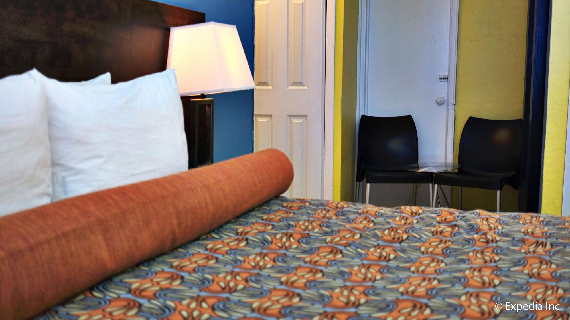 Starlite Hotel