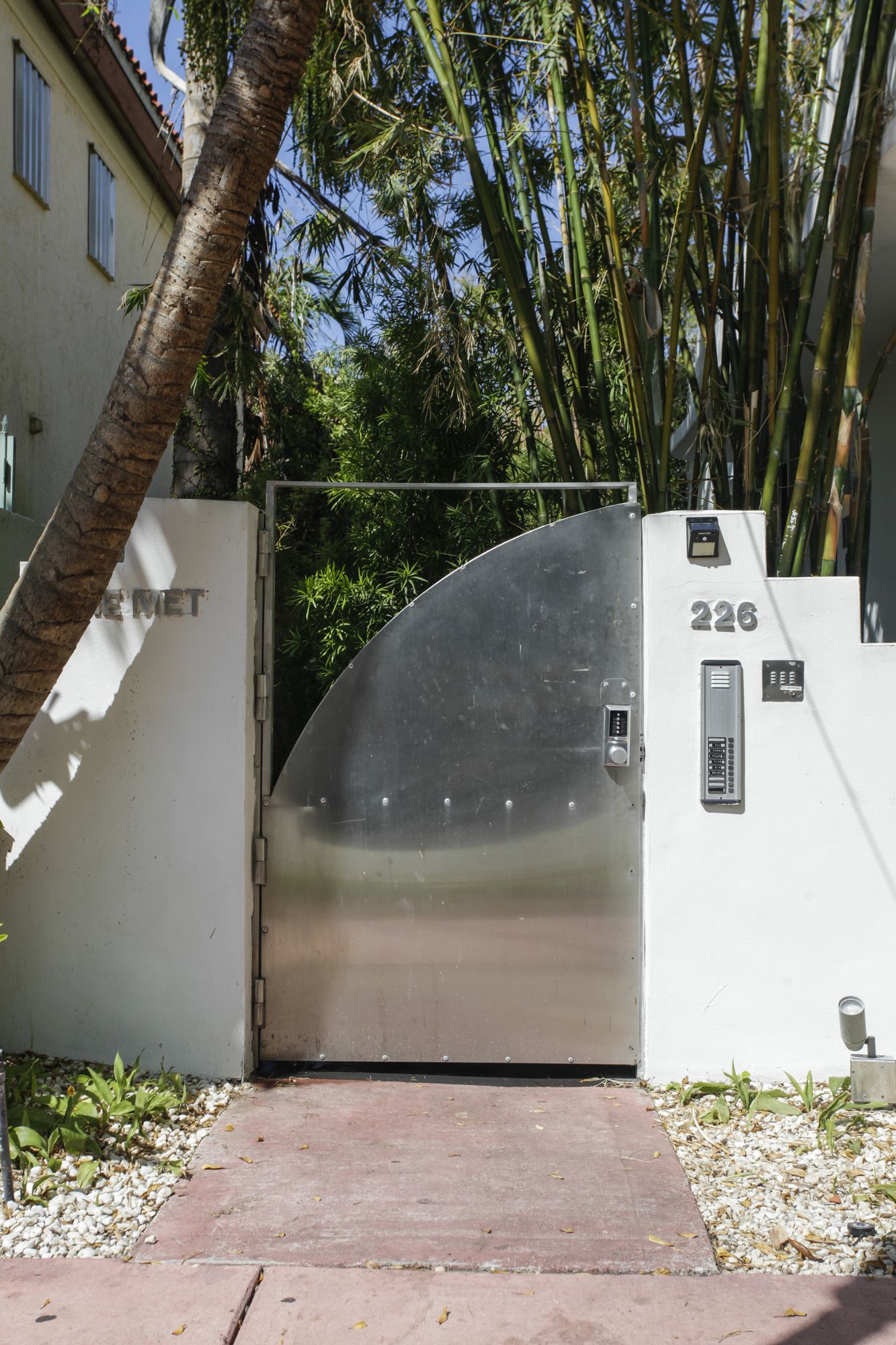 The Met South Beach
