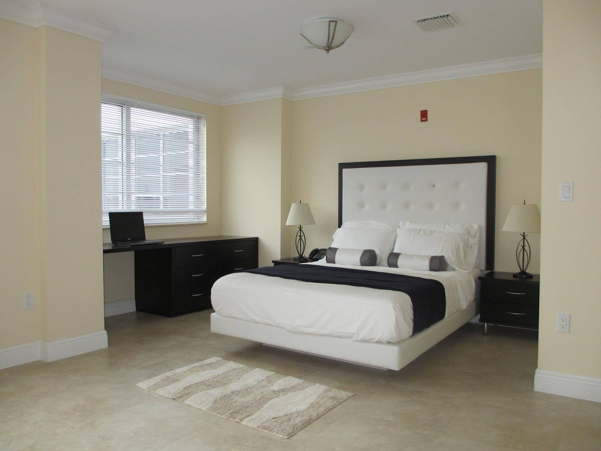 Westover Arms Hotel