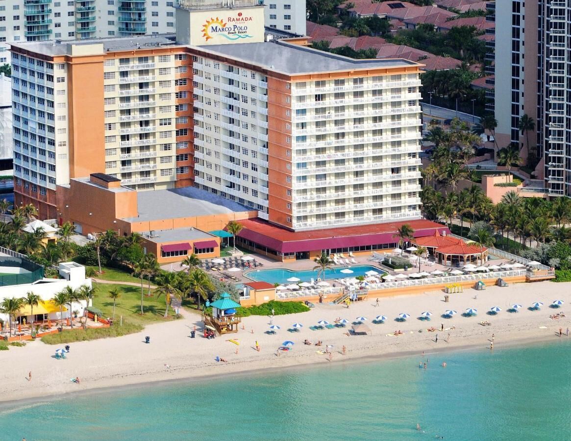 Aventura BeachFront Hotel Condos