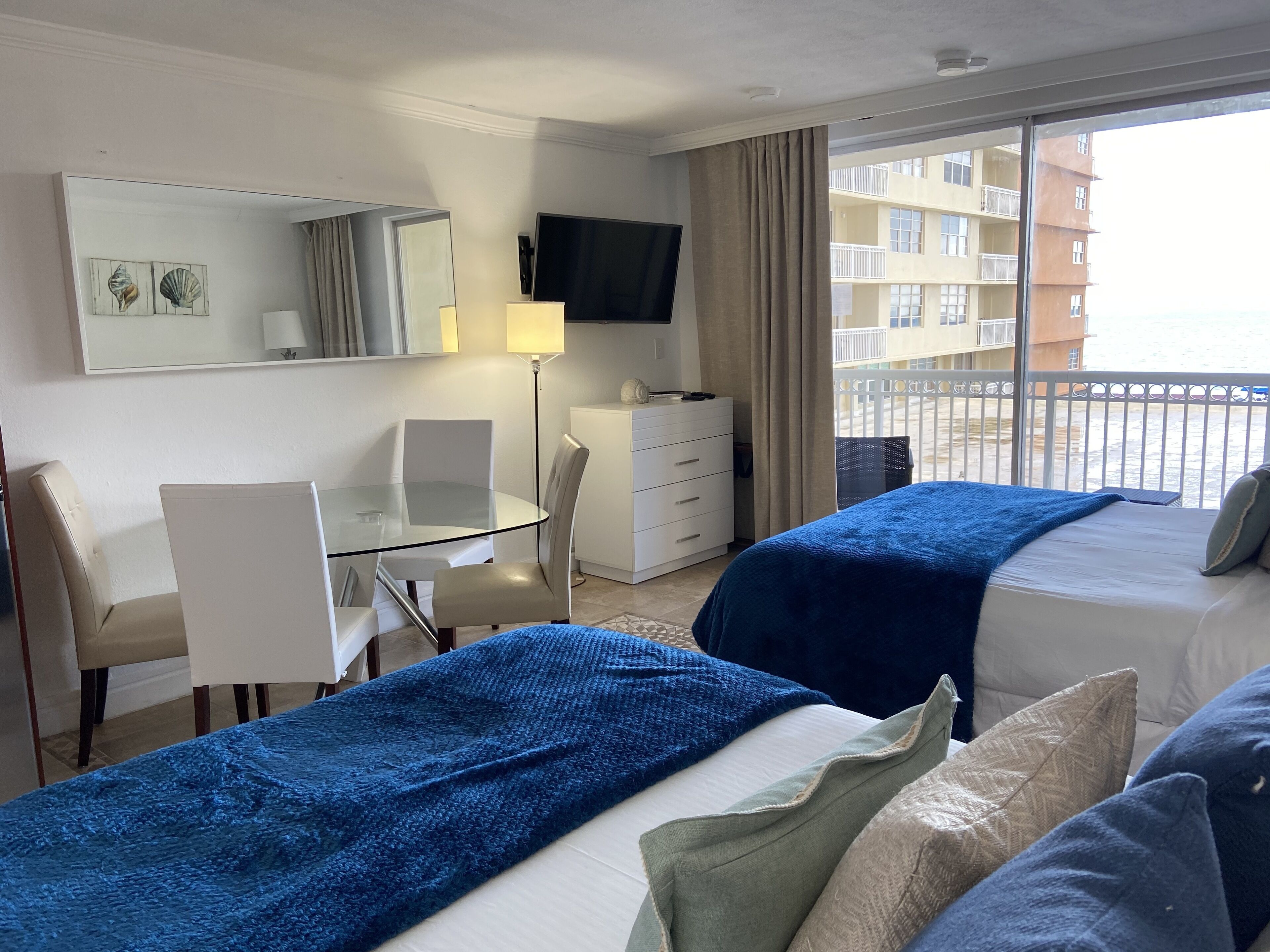 Aventura BeachFront Hotel Condos