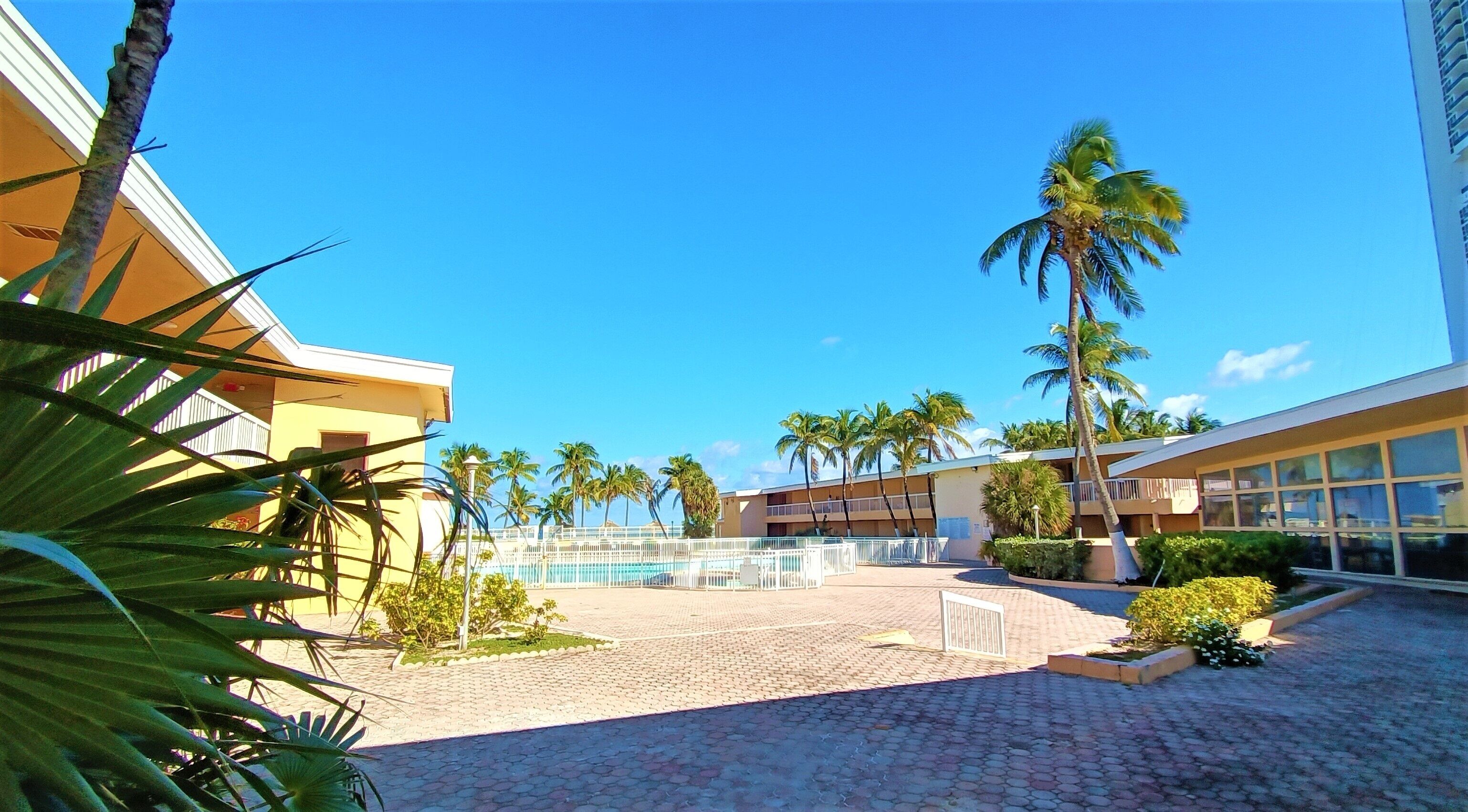Sahara Beach Club