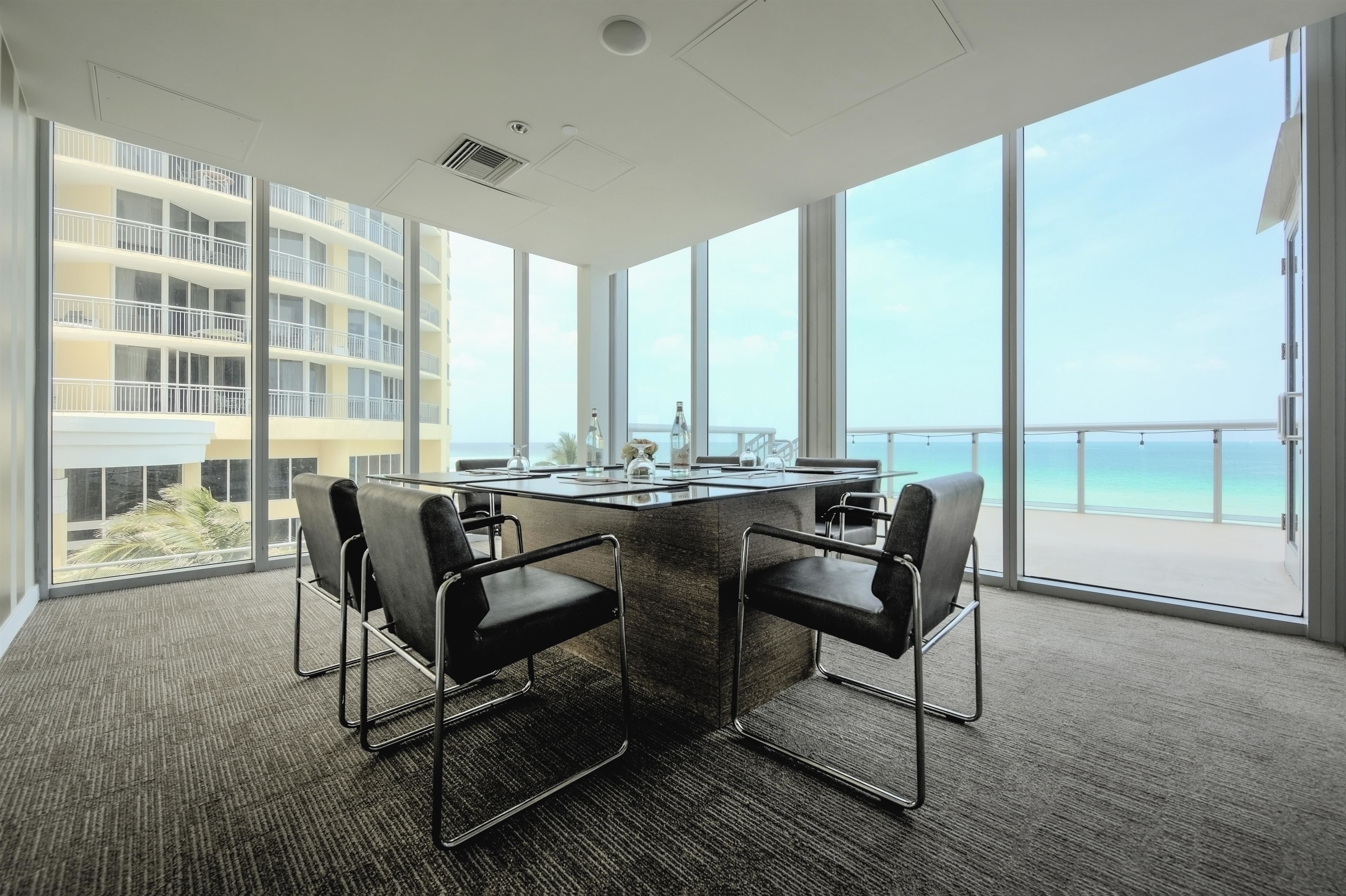Solé Miami, A Noble House Resort