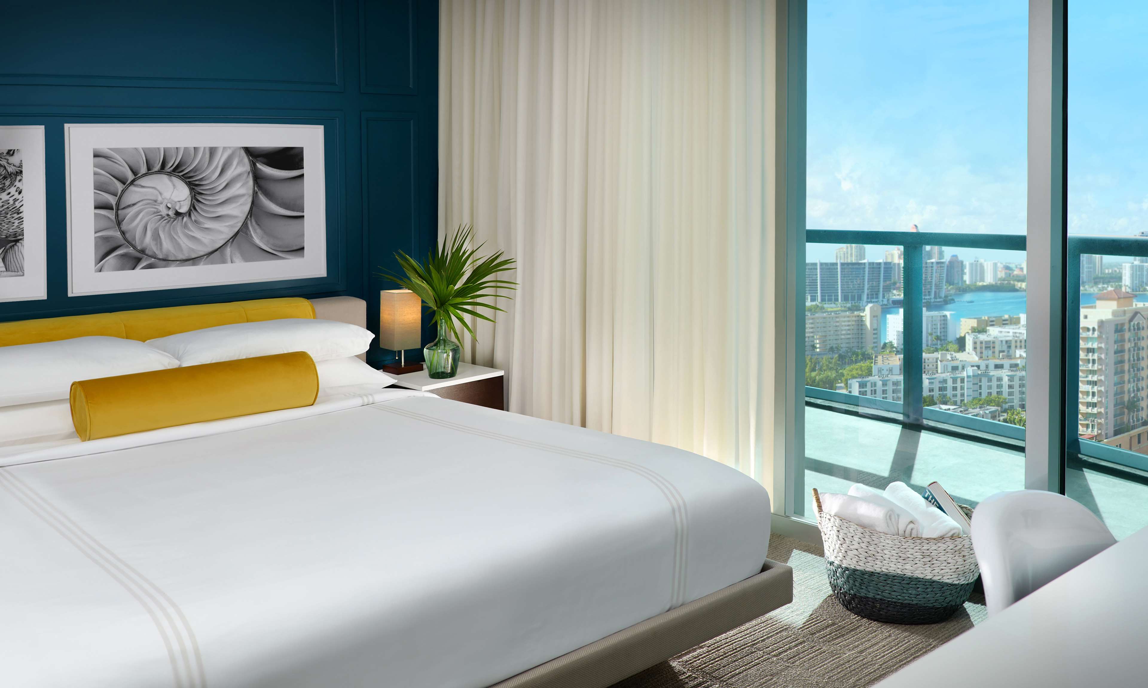 Solé Miami, A Noble House Resort