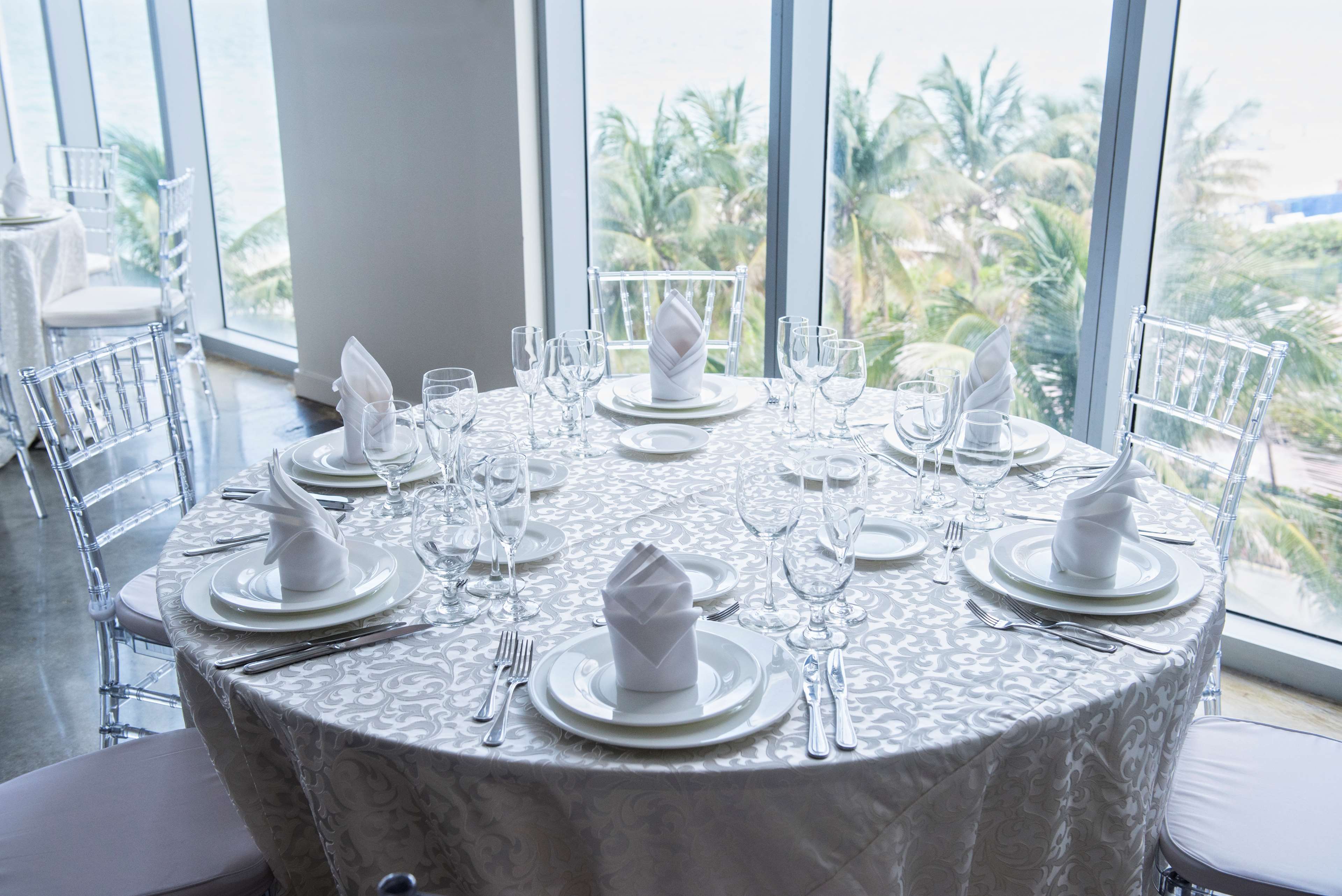 Solé Miami, A Noble House Resort