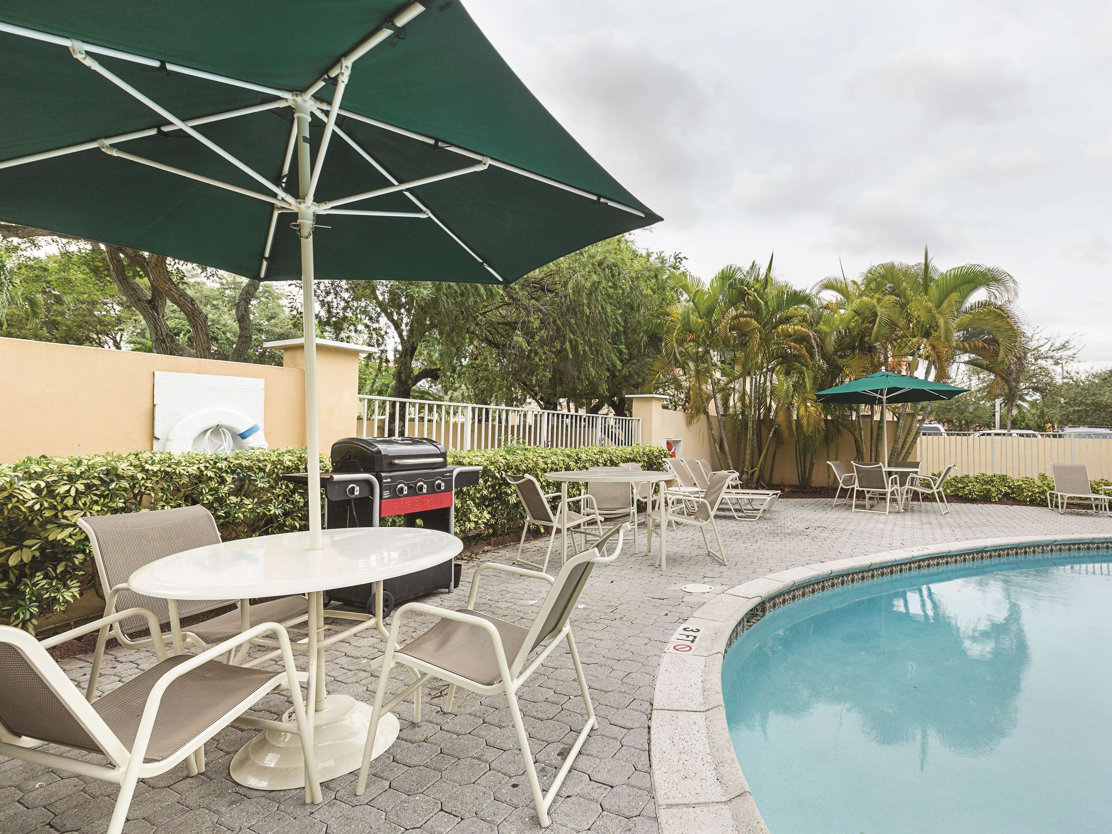 La Quinta Inn & Suites by Wyndham Miami Lakes