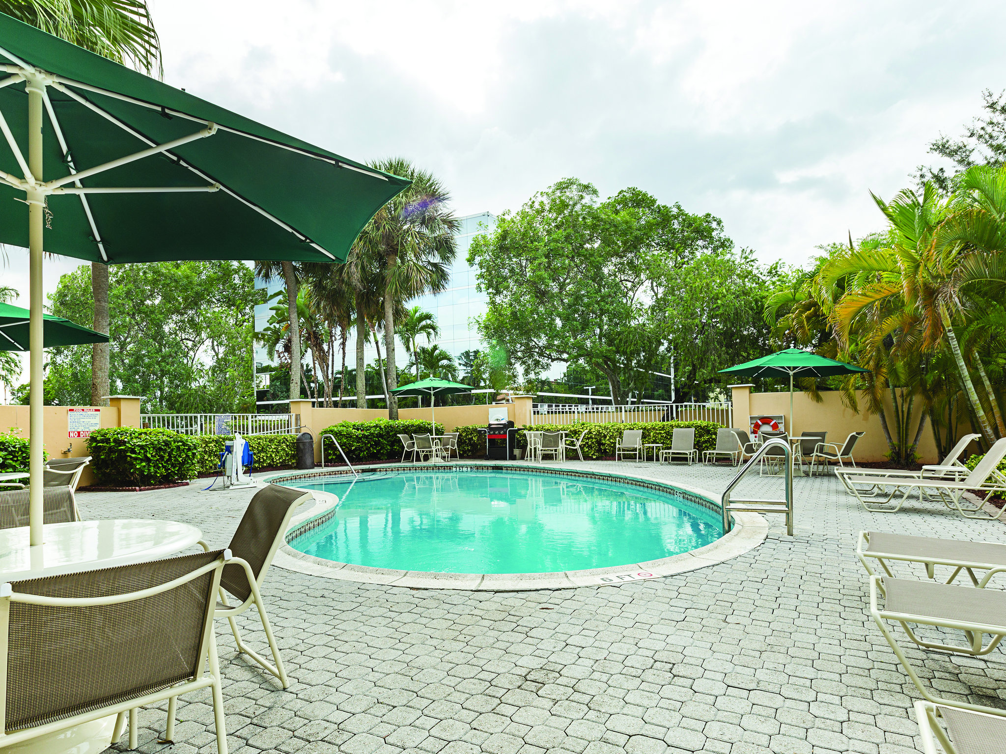 La Quinta Inn & Suites by Wyndham Miami Lakes