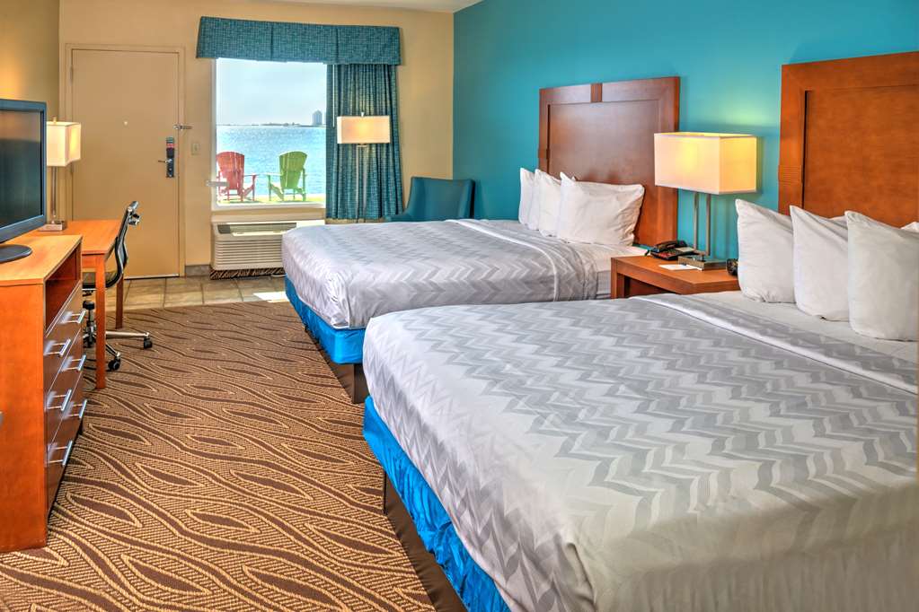 Best Western Navarre Waterfront