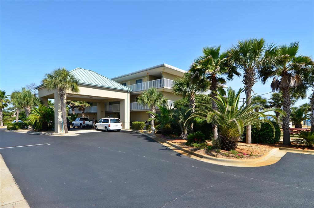 Best Western Navarre Waterfront