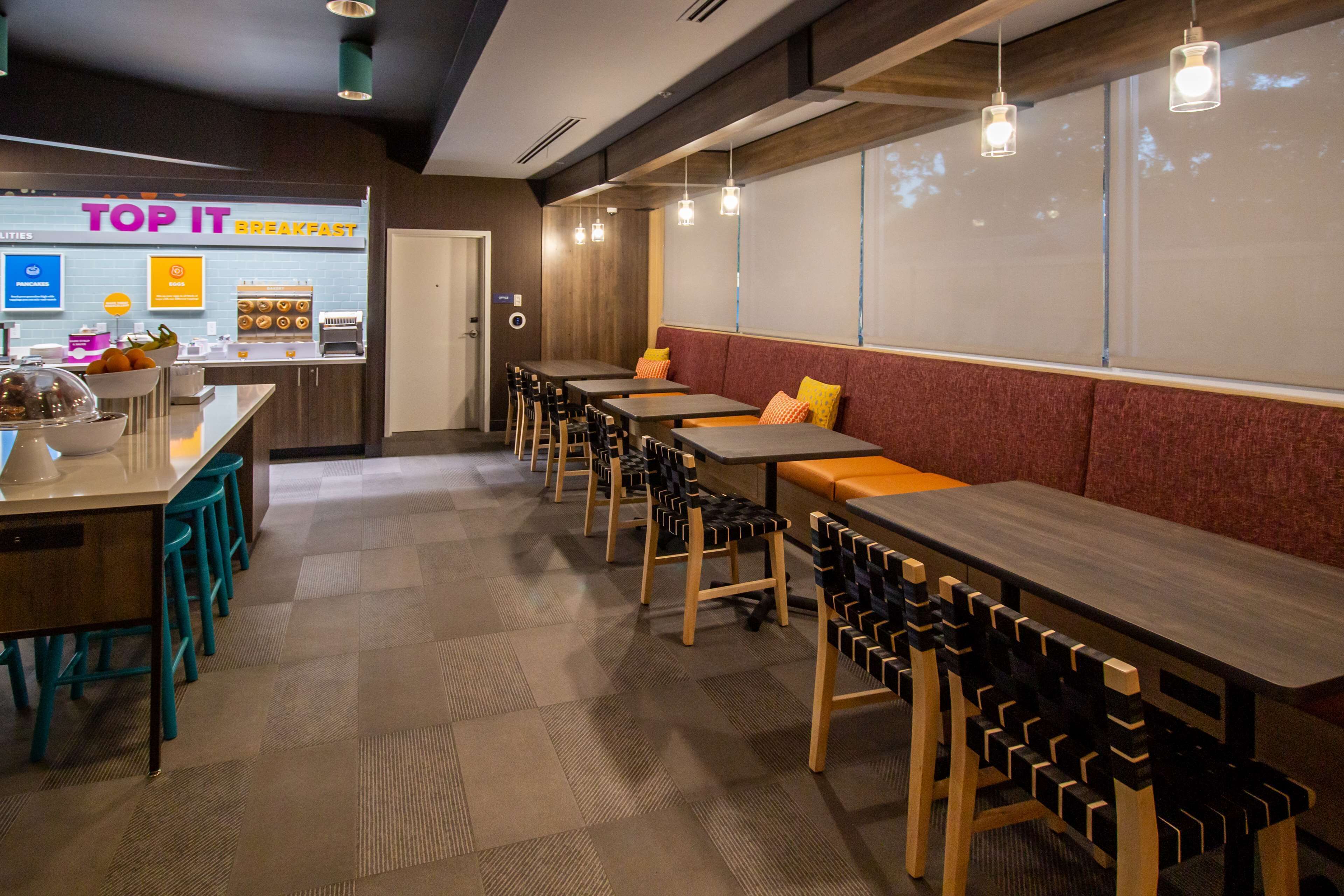 Tru by Hilton Niceville Eglin Air Force Base