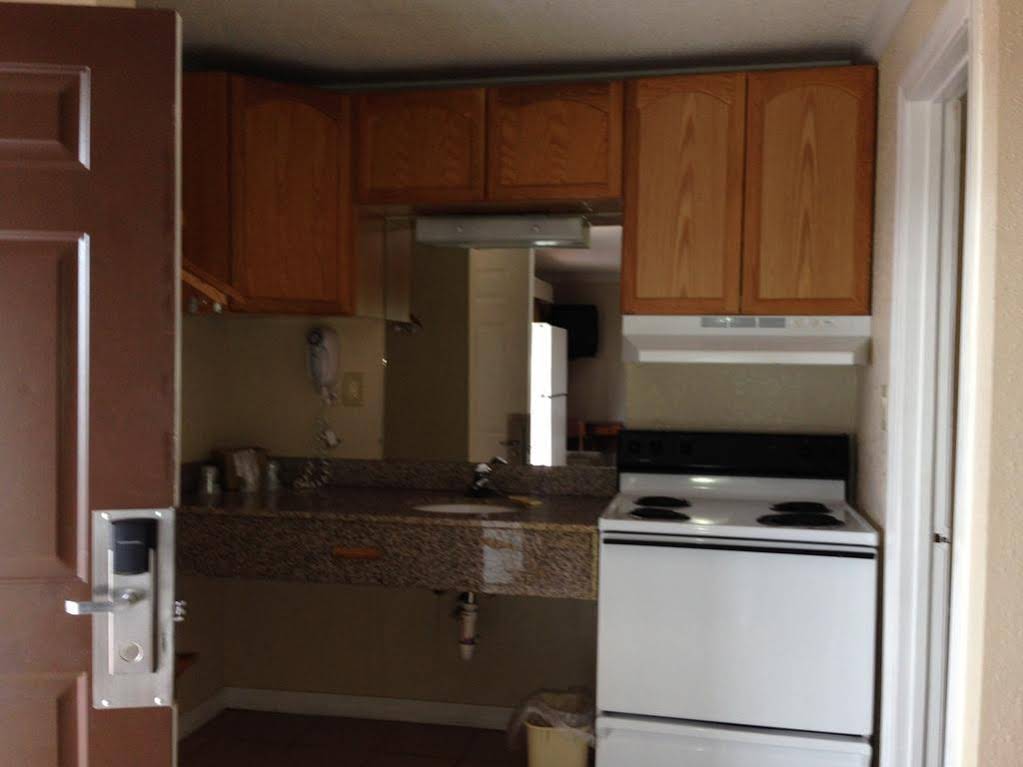 Americas Best Value Inn & Suites North Port