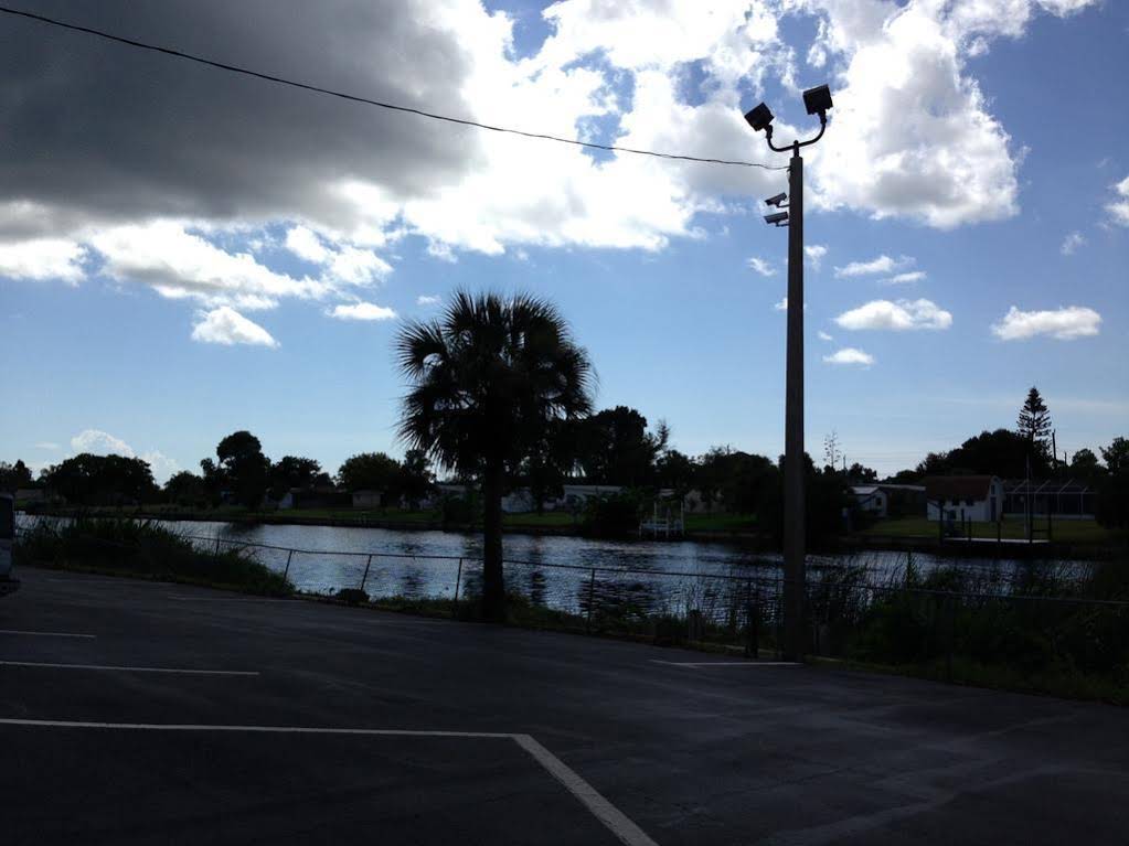 Americas Best Value Inn & Suites North Port