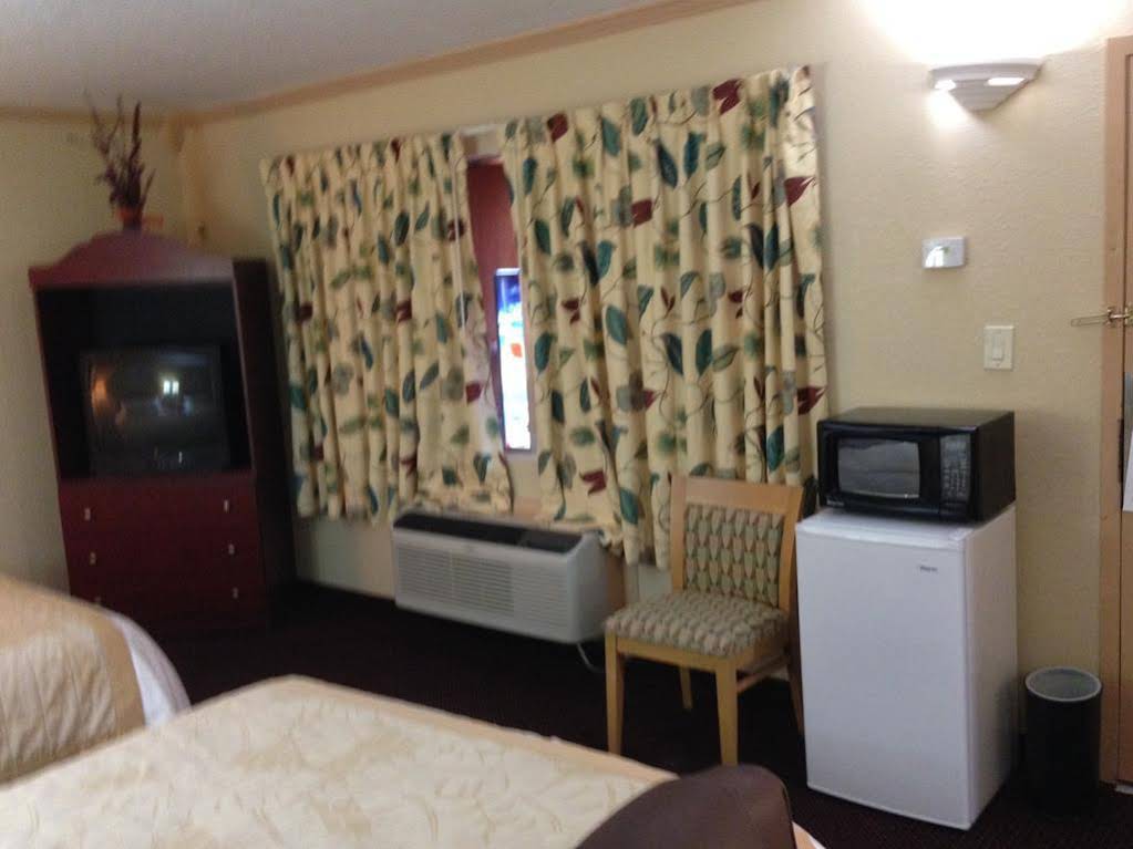 Americas Best Value Inn & Suites North Port