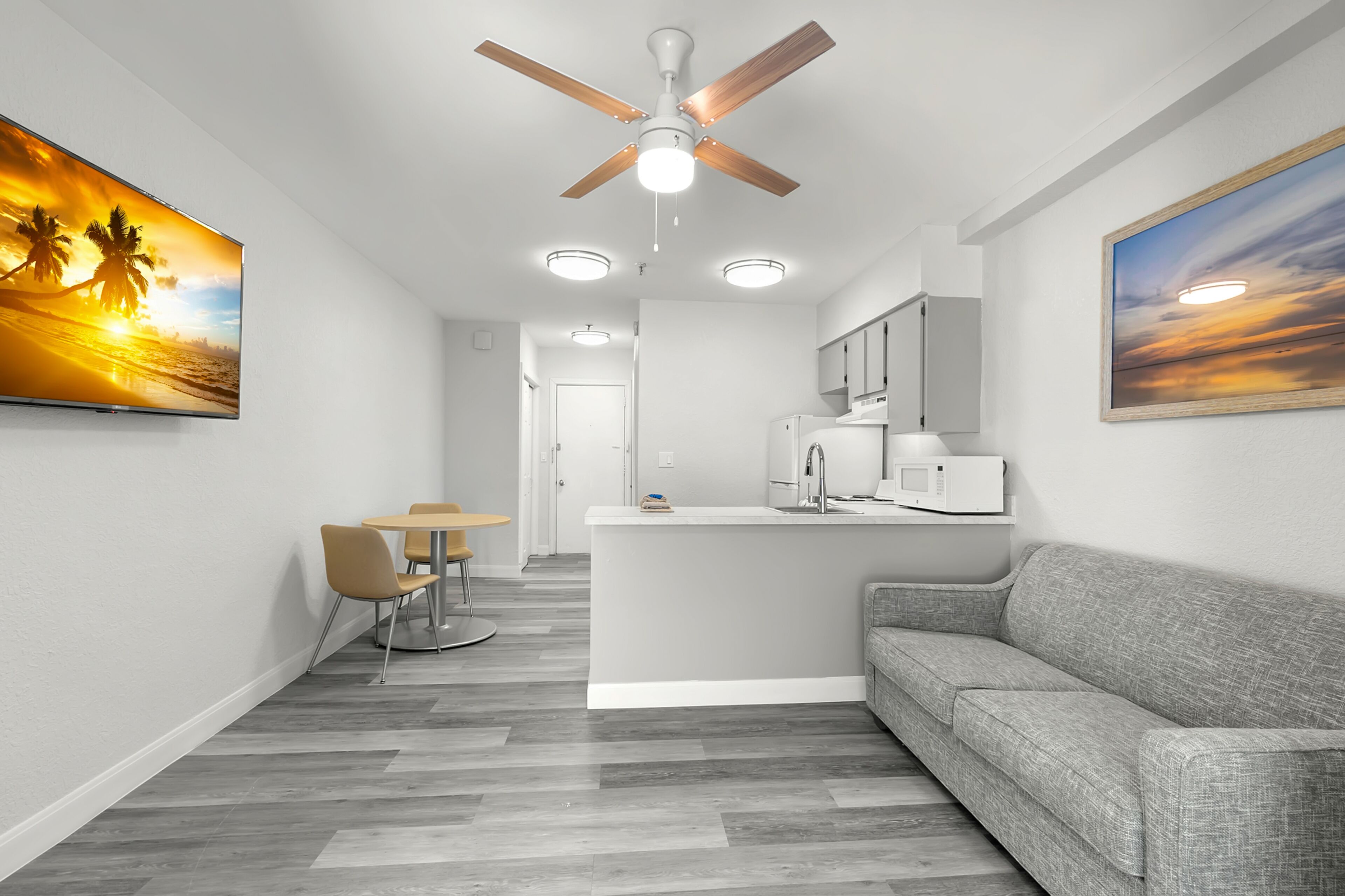 Grand Shores West
