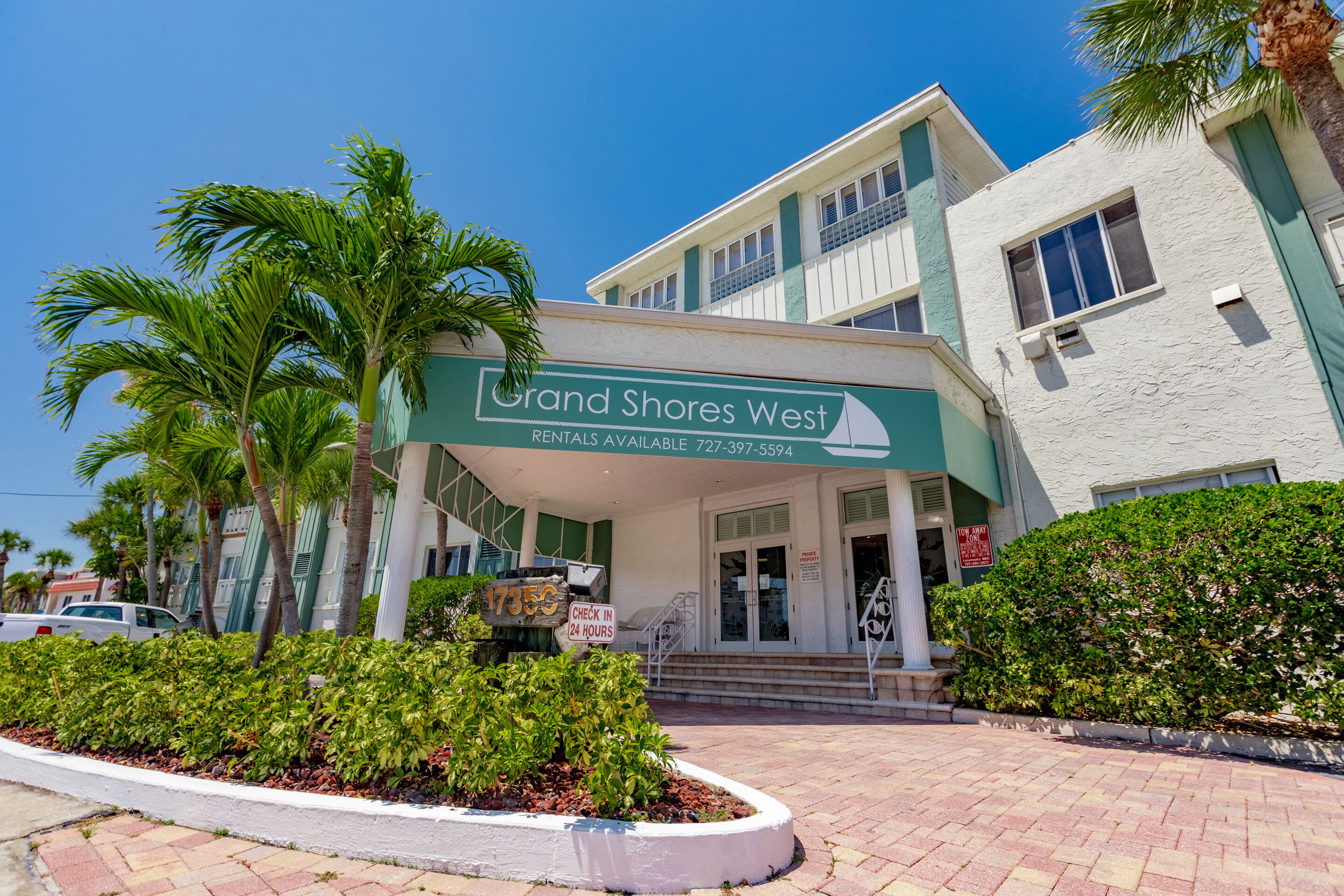 Grand Shores West