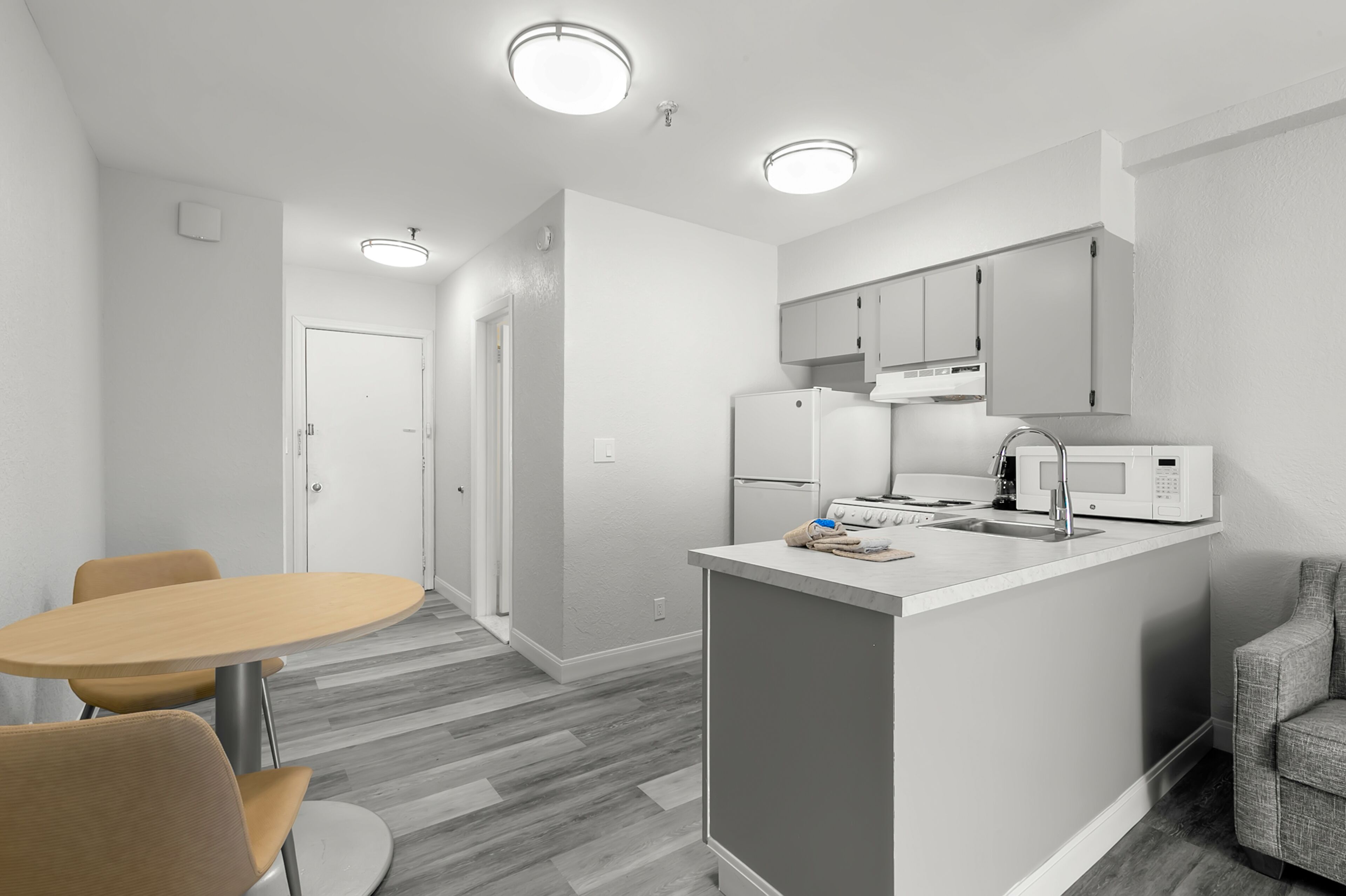 Grand Shores West