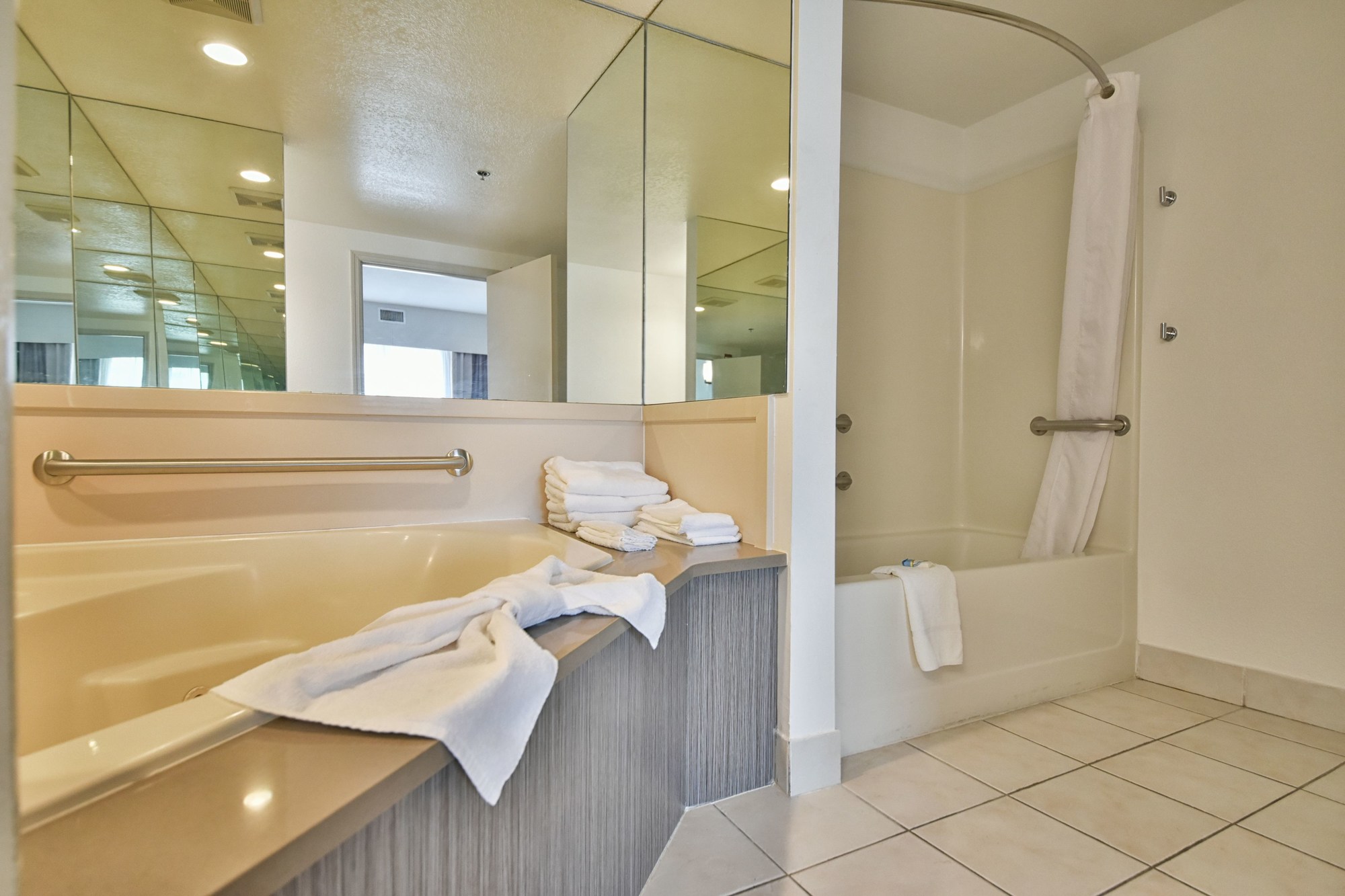 Country Inn & Suites by Radisson Ocala Southwest