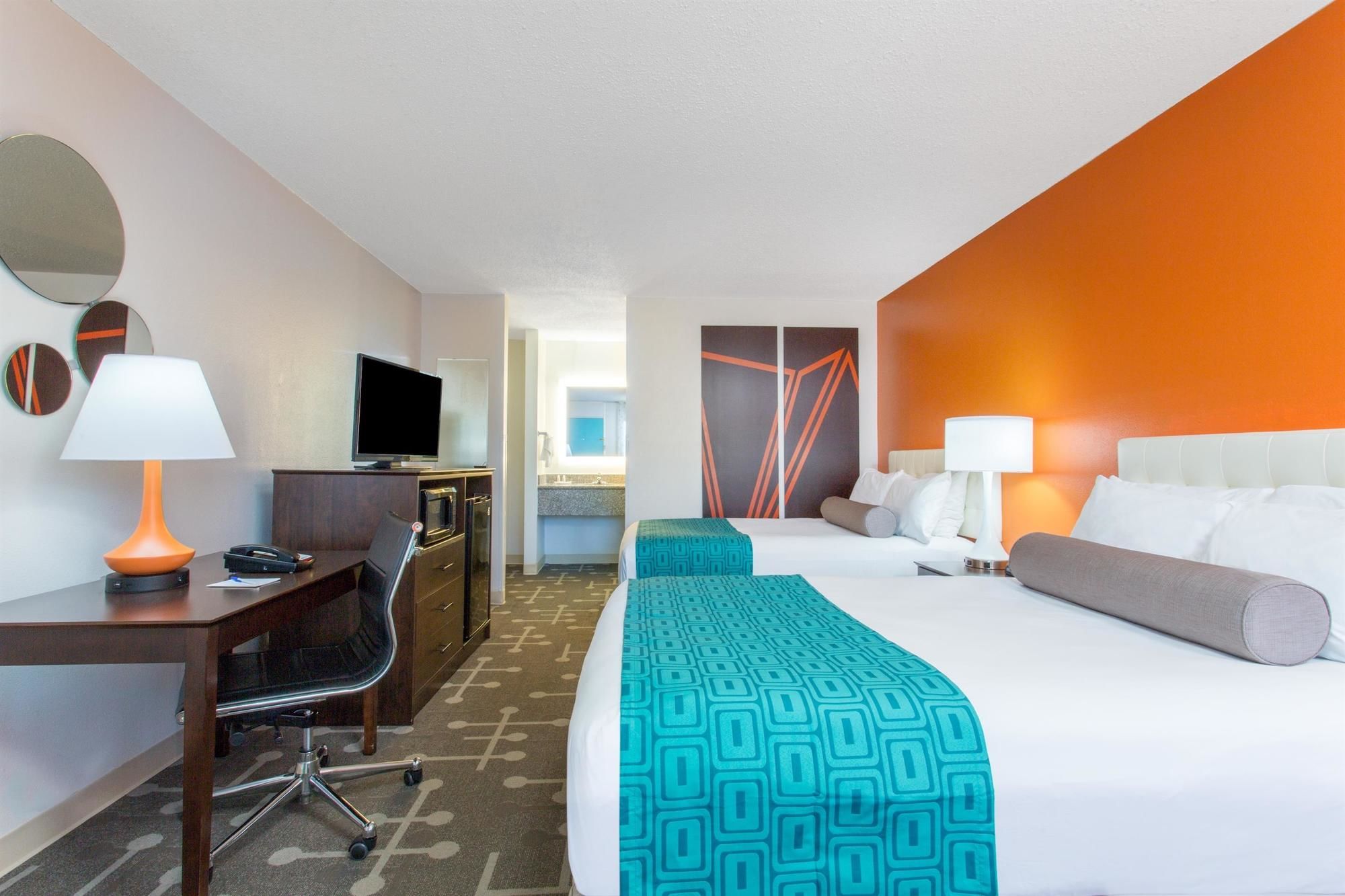 Howard Johnson by Wyndham Ocala FL