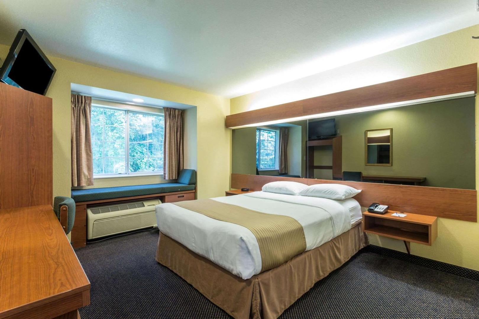 Microtel Inn & Suites by Wyndham Ocala