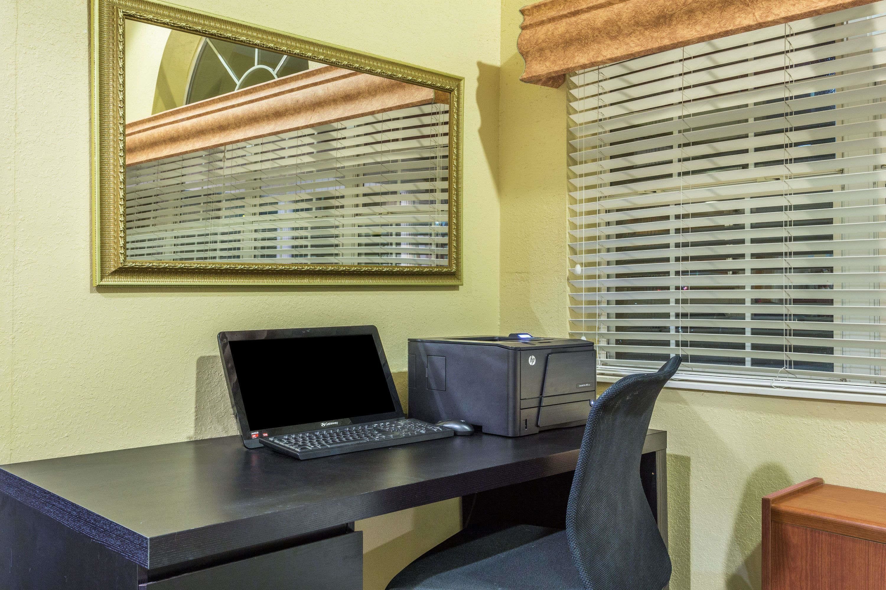 Microtel Inn & Suites by Wyndham Ocala